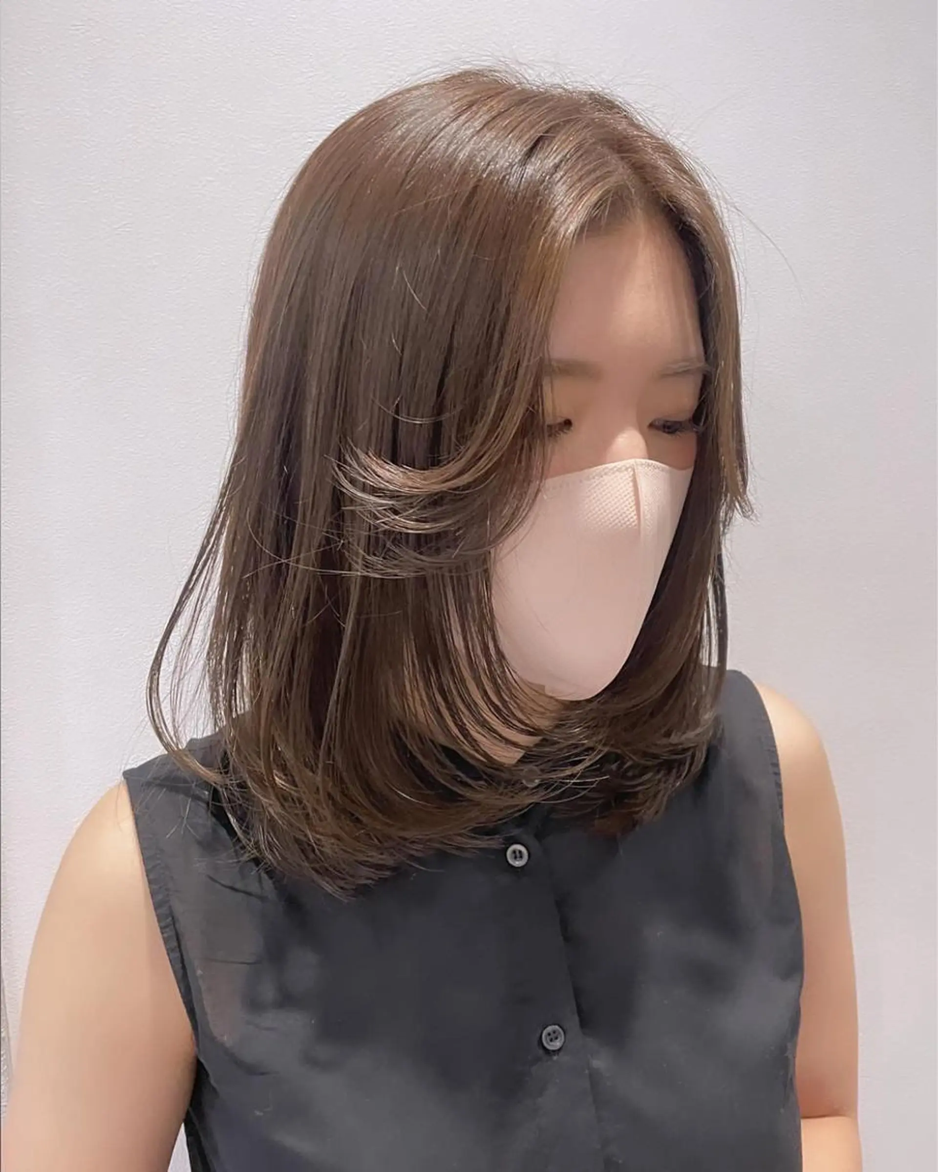 ミディアム カット ヘアカラー トリートメント 銀座/レイヤーカット 🤍内野すみれのヘアスタイル