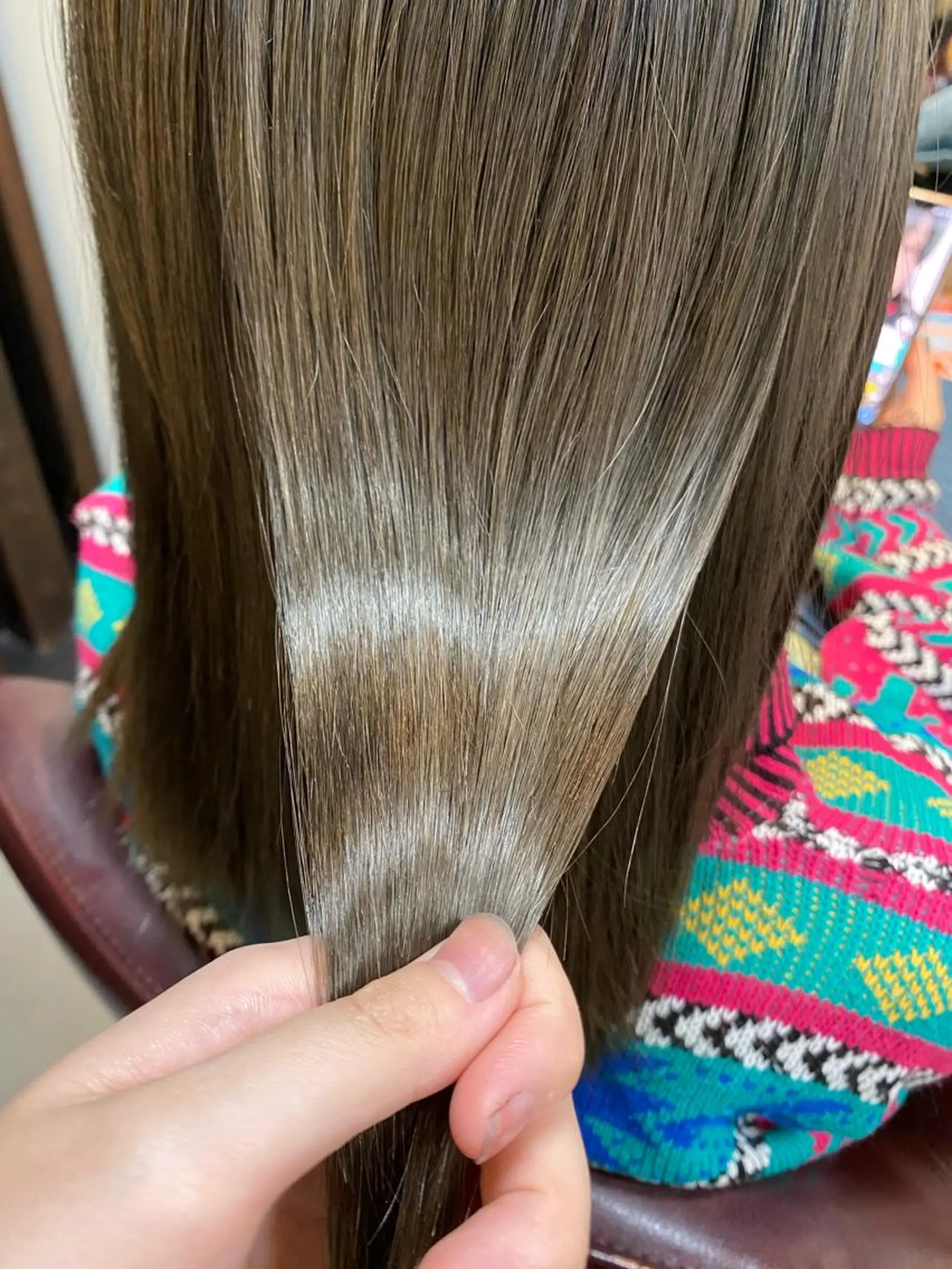 ミディアム 水谷 菜央のヘアスタイル