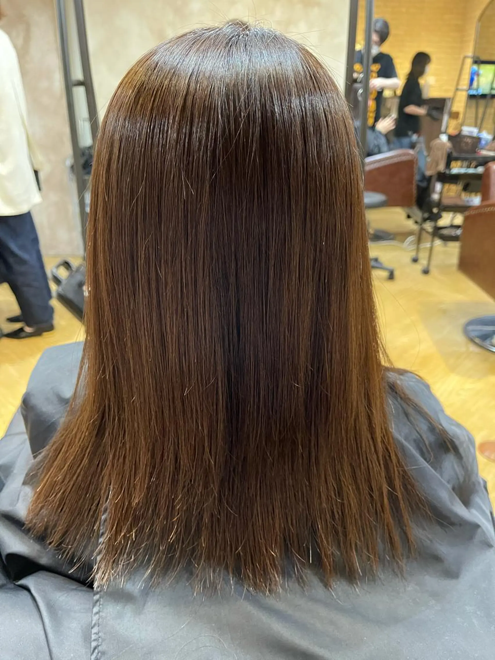 セミロング 縮毛矯正 antica YOSHIのヘアスタイル