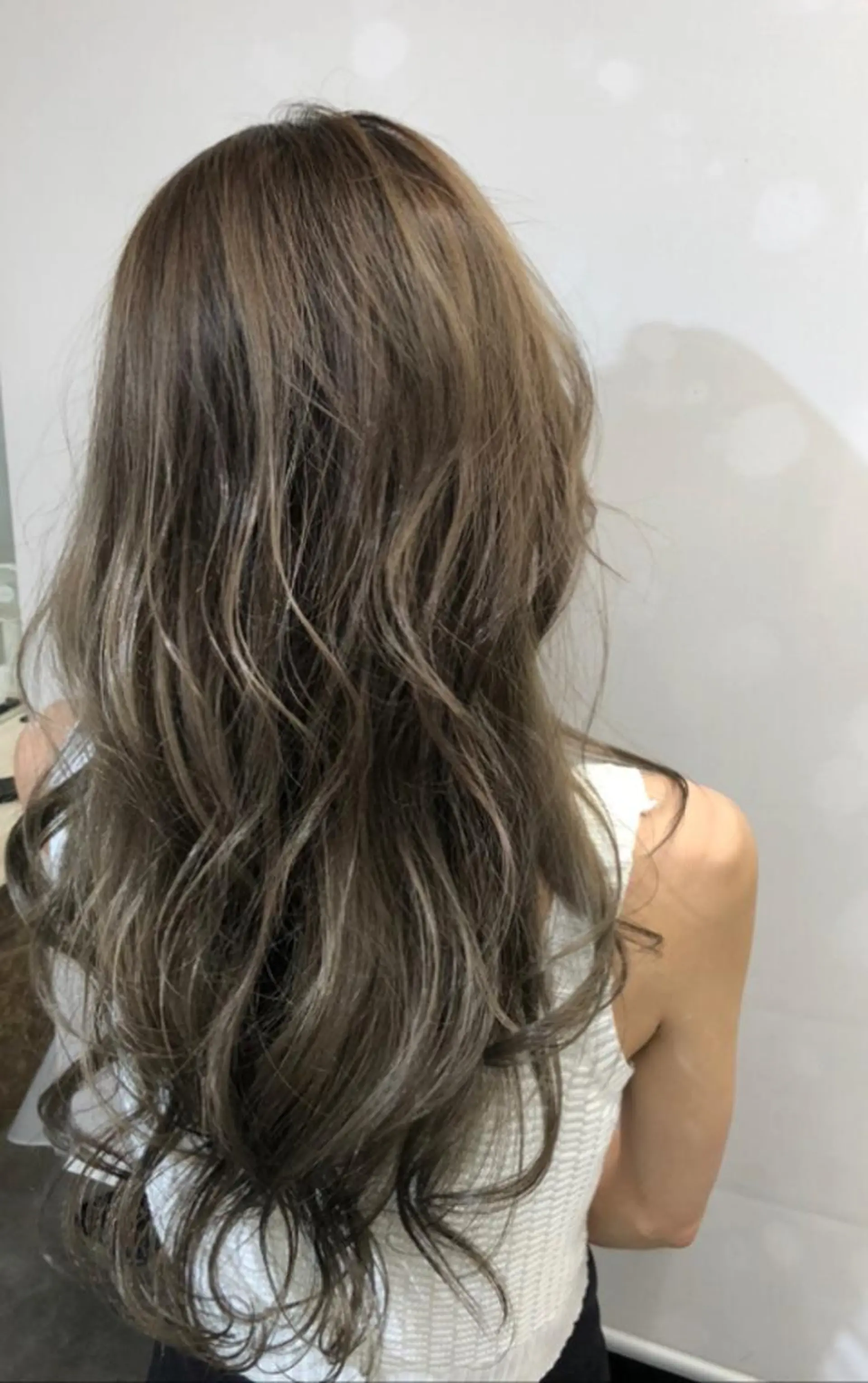 セミロング ヘアカラー トリートメント 似合わせ💖トレンド ✨TAKAMI😊のヘアスタイル