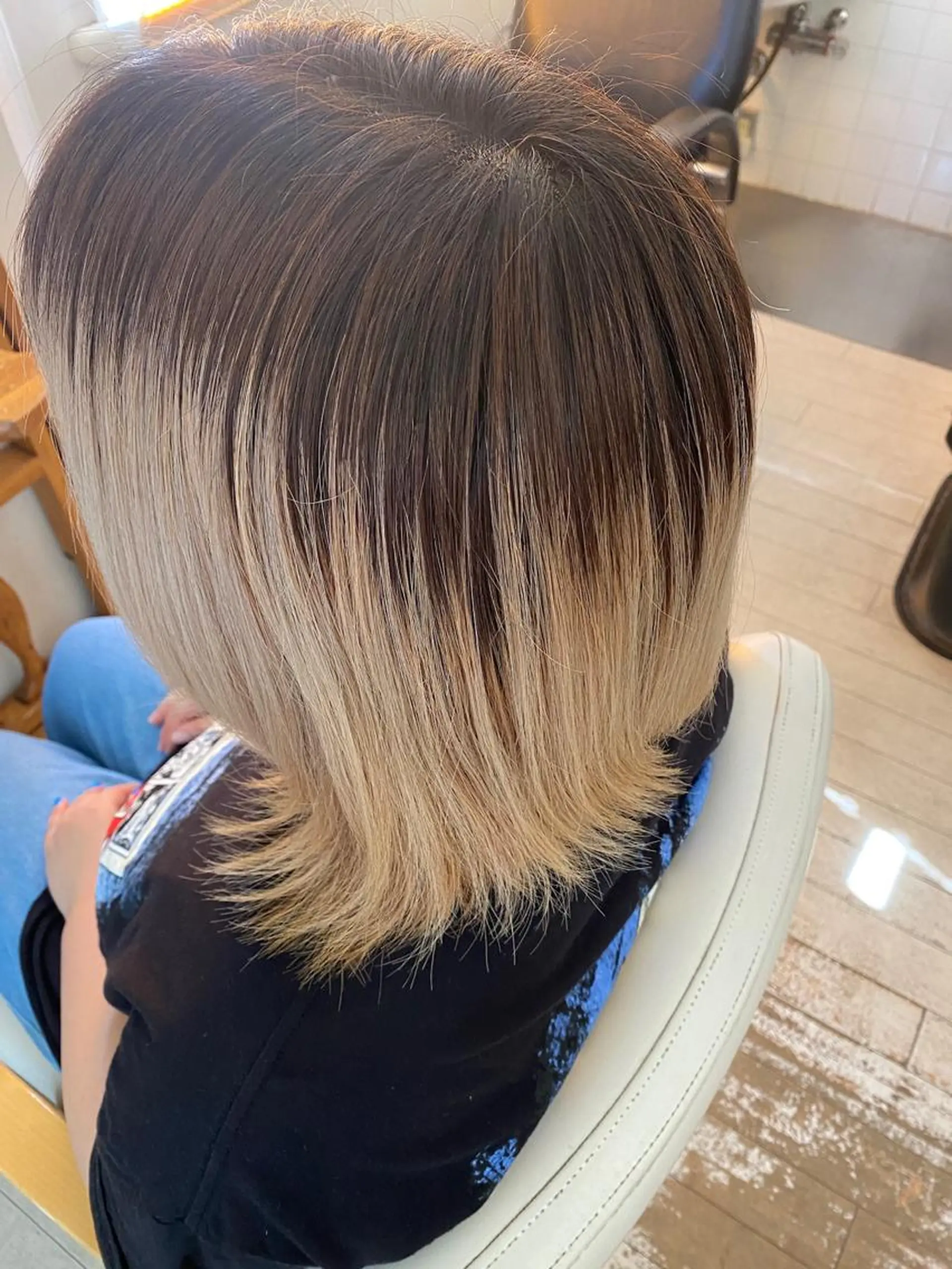 ミディアム カラー CRADLE Takeuchiのヘアスタイル