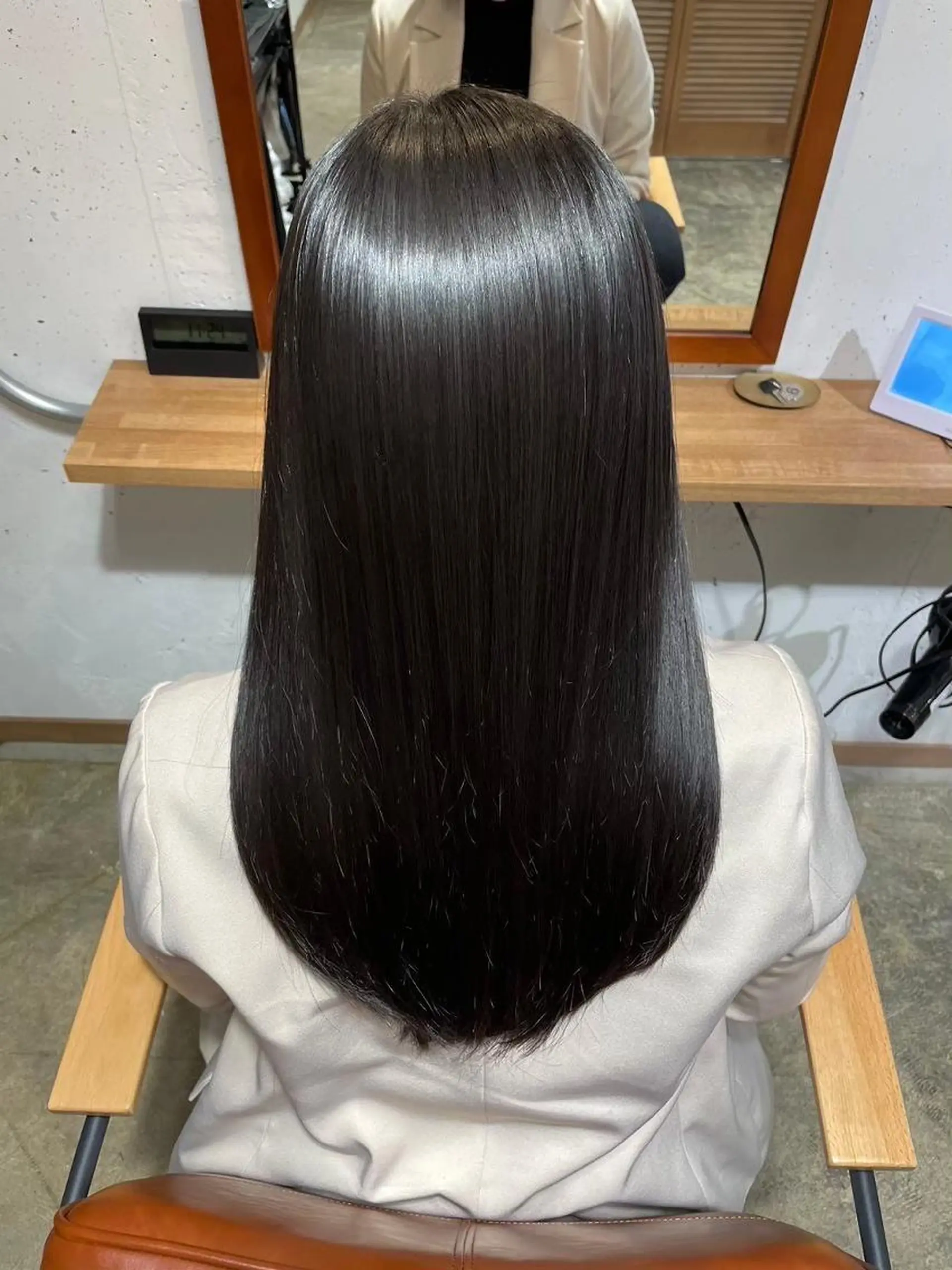 セミロング トリートメント 前田 琳帆のヘアスタイル