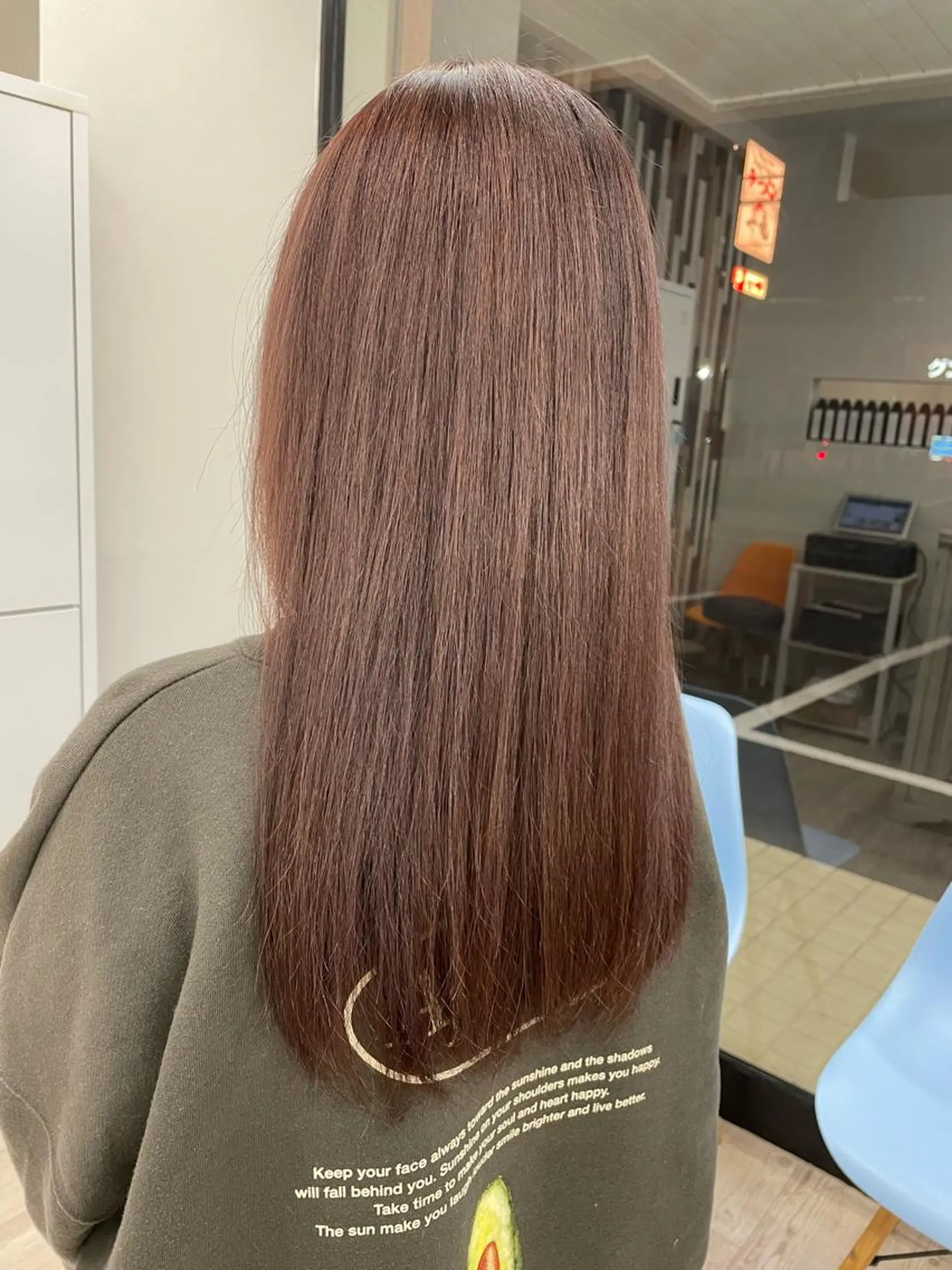 ロング 清水 玲奈のヘアスタイル