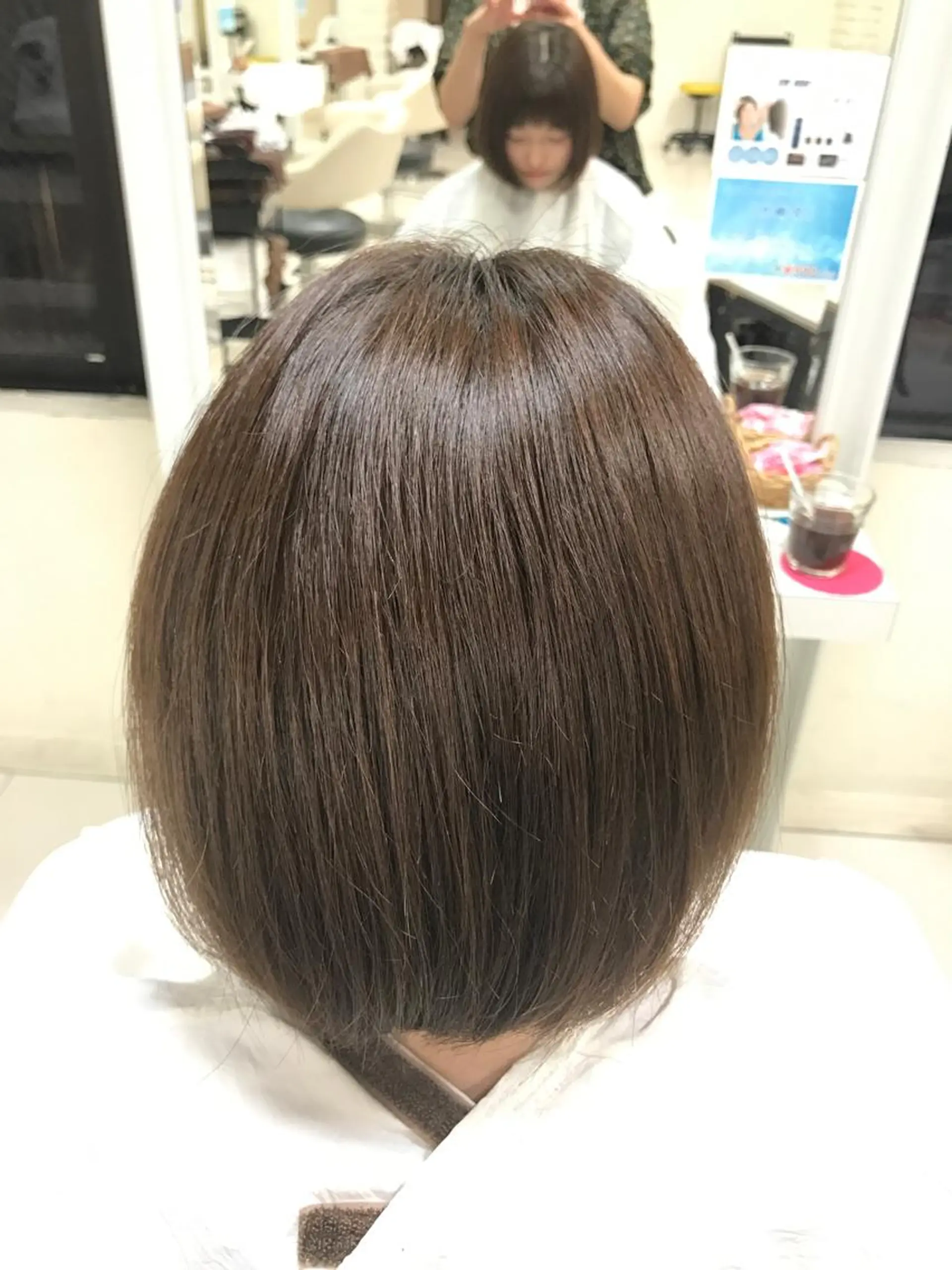 ミディアム カラー 透明感カラー グレージュ イルミナカラー 【暖色カラー特化】 中山由梨のヘアスタイル