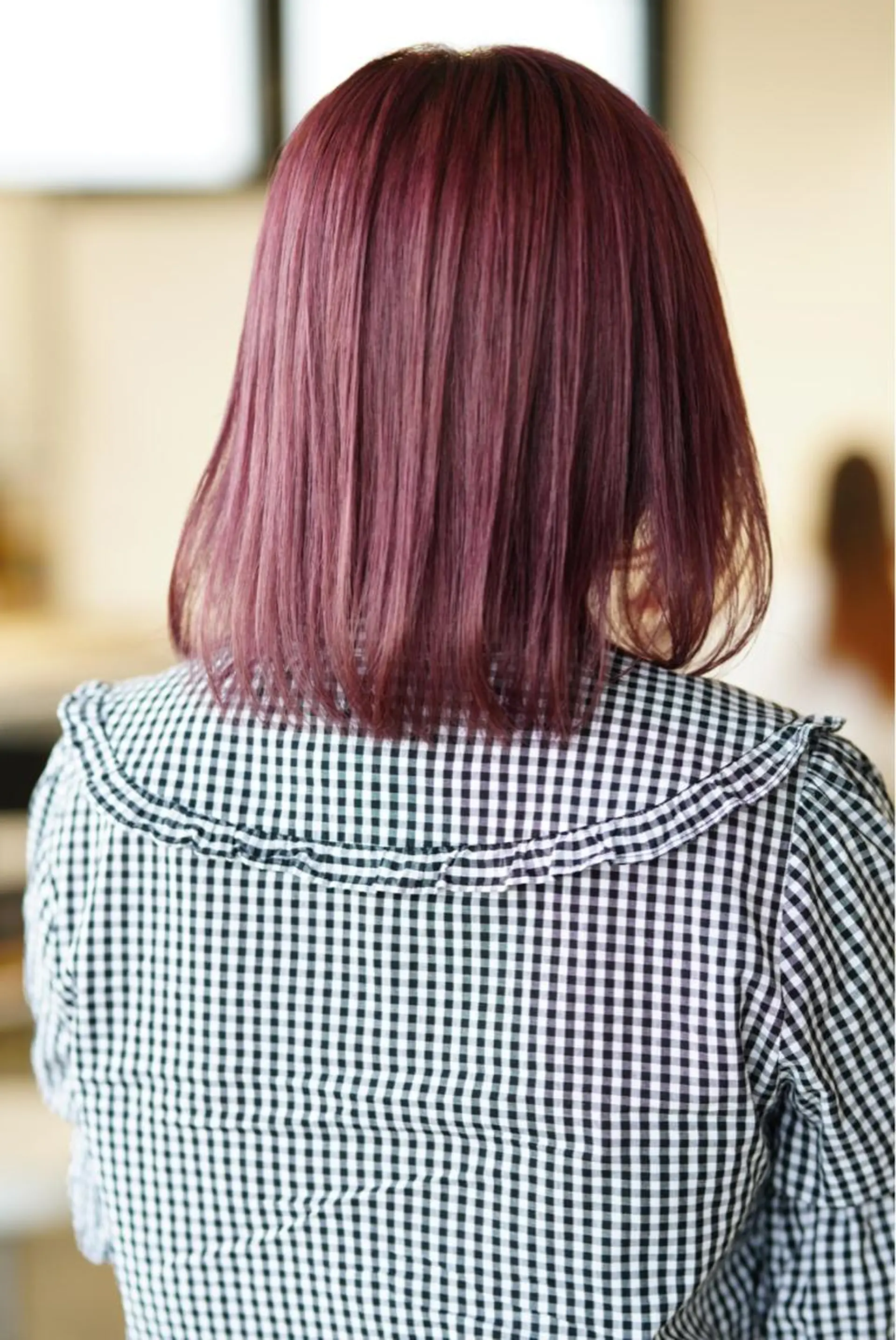 セミロング カラー ピンクカラー ヘアカラー ハイトーン/レイヤー /ケアブリーチ石川治のヘアスタイル