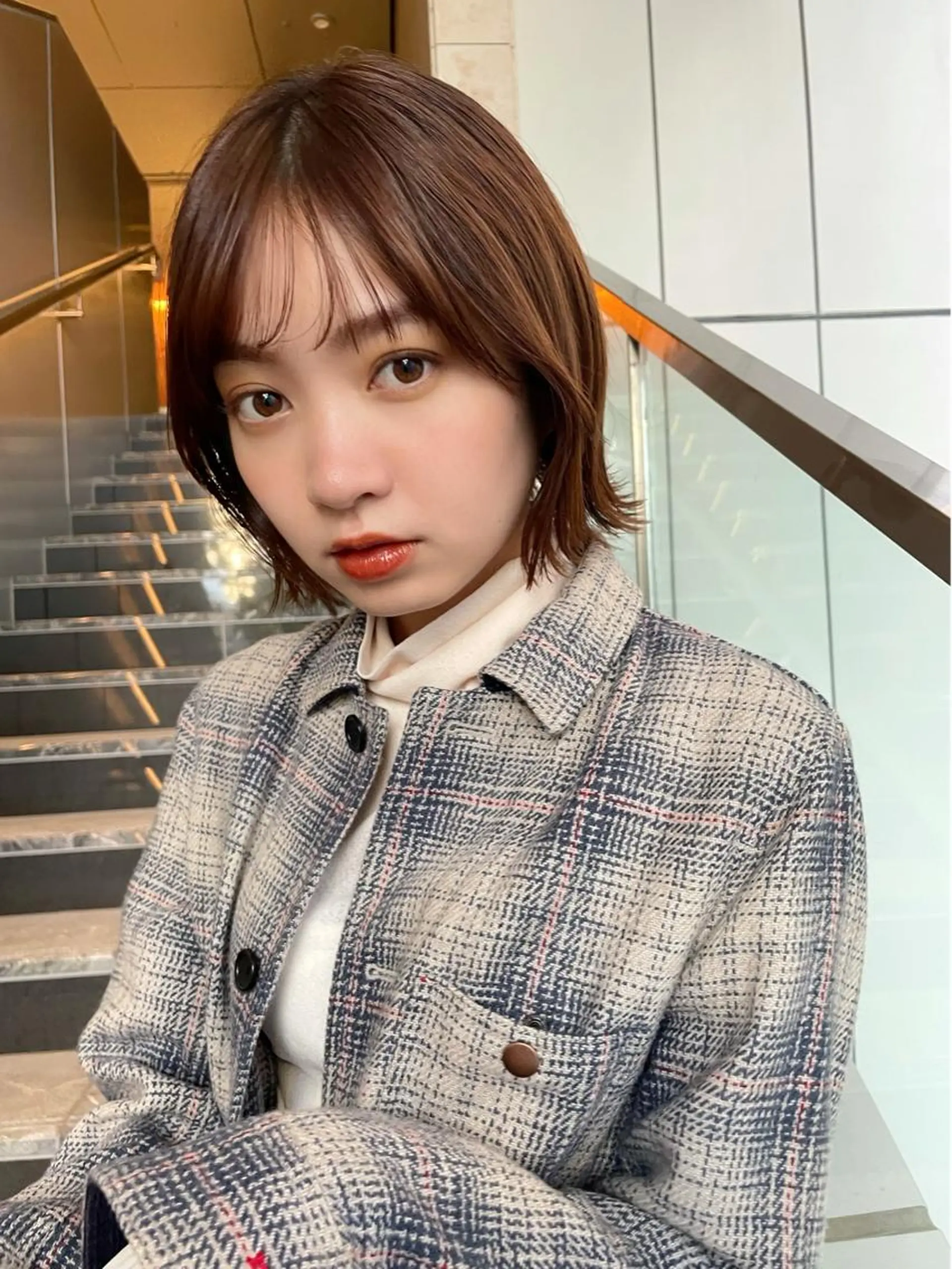 ショート ボブ くびれヘア シースルーバング 結べるレイヤーボブ くびれLady表参道のヘアスタイル