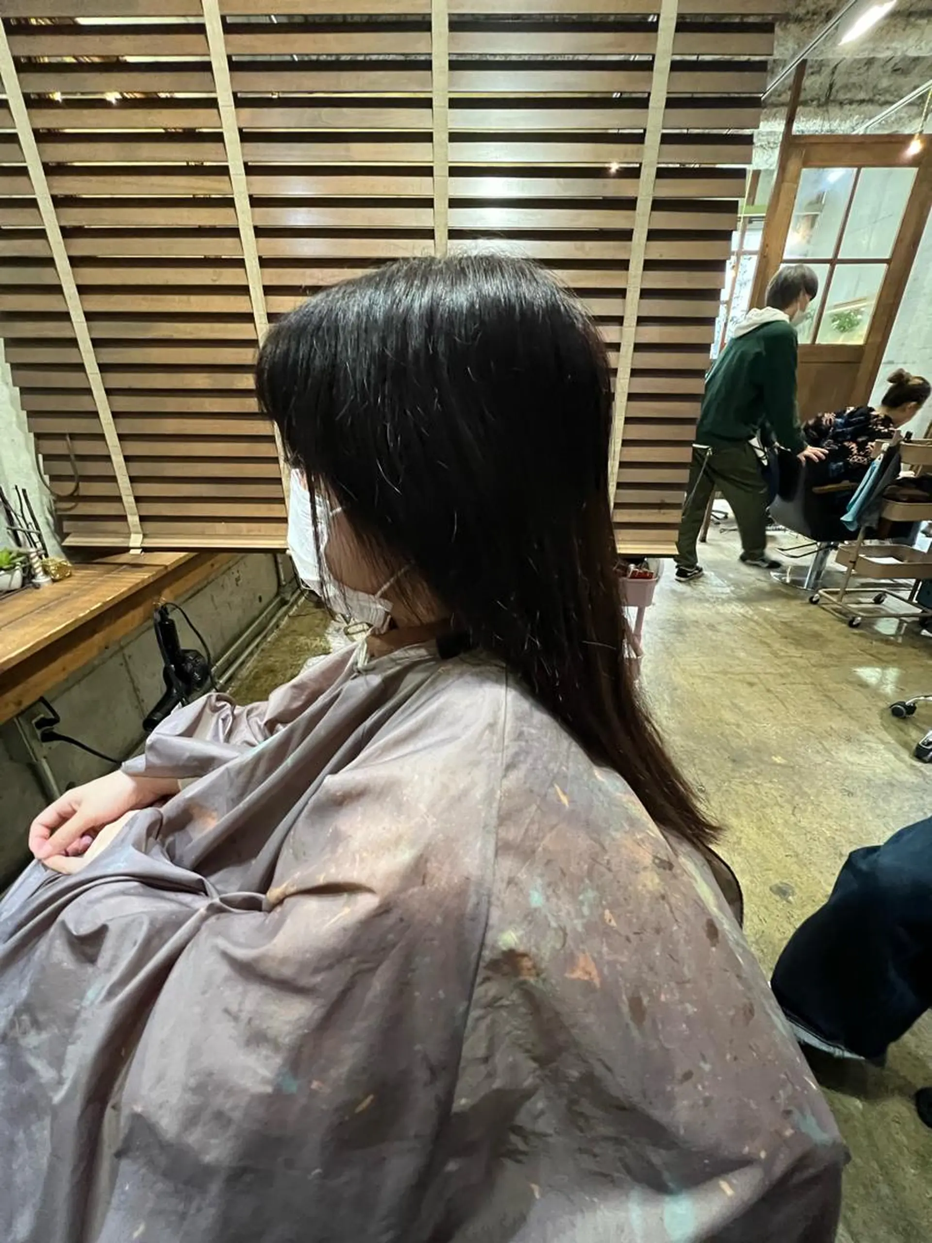 ミディアム カラー 🌟スミルノフ 鮎香🌟のヘアスタイル