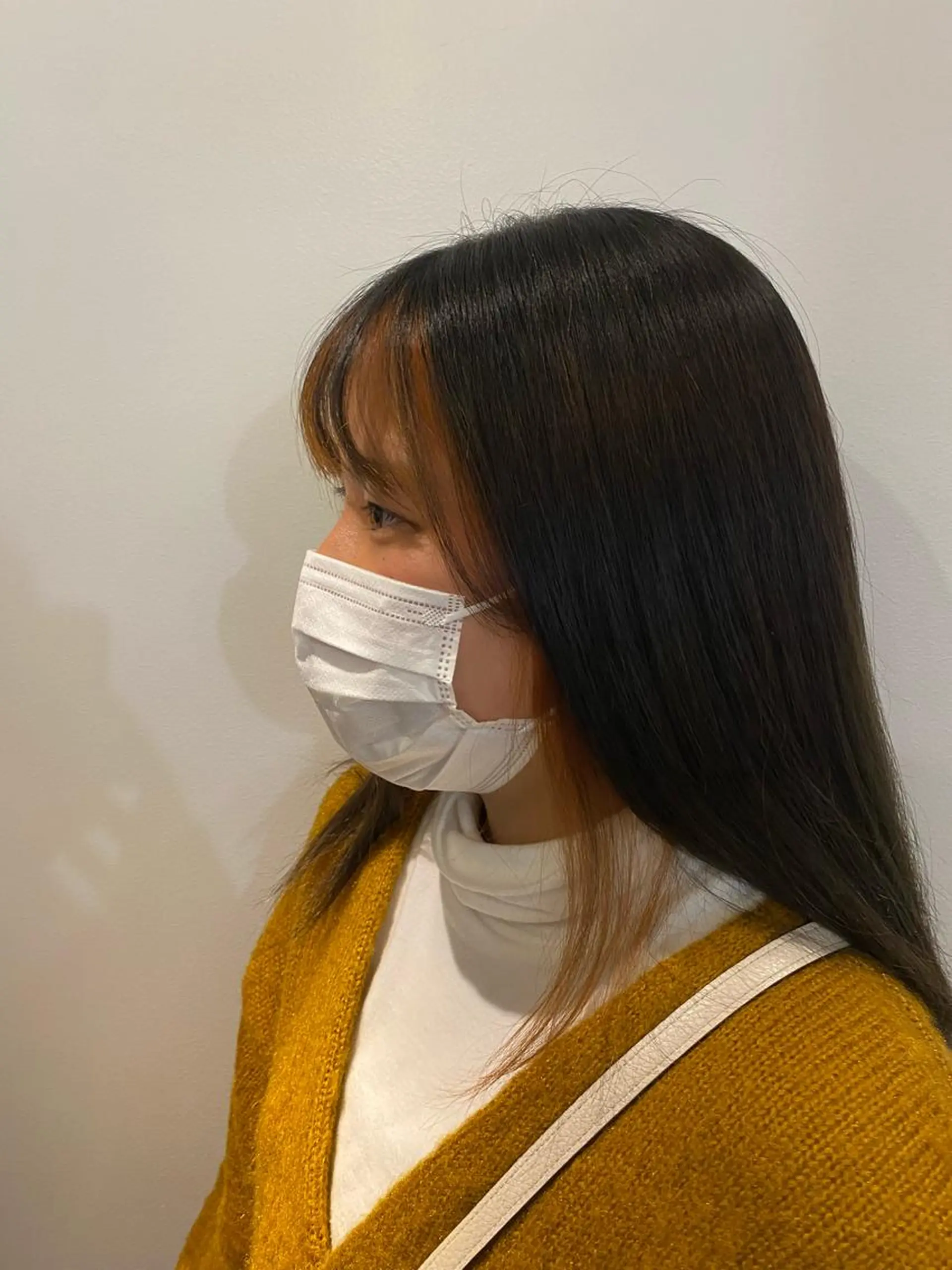 セミロング カラー ブリーチ オレンジ パーマモデル募集中 渥美翔人のヘアスタイル