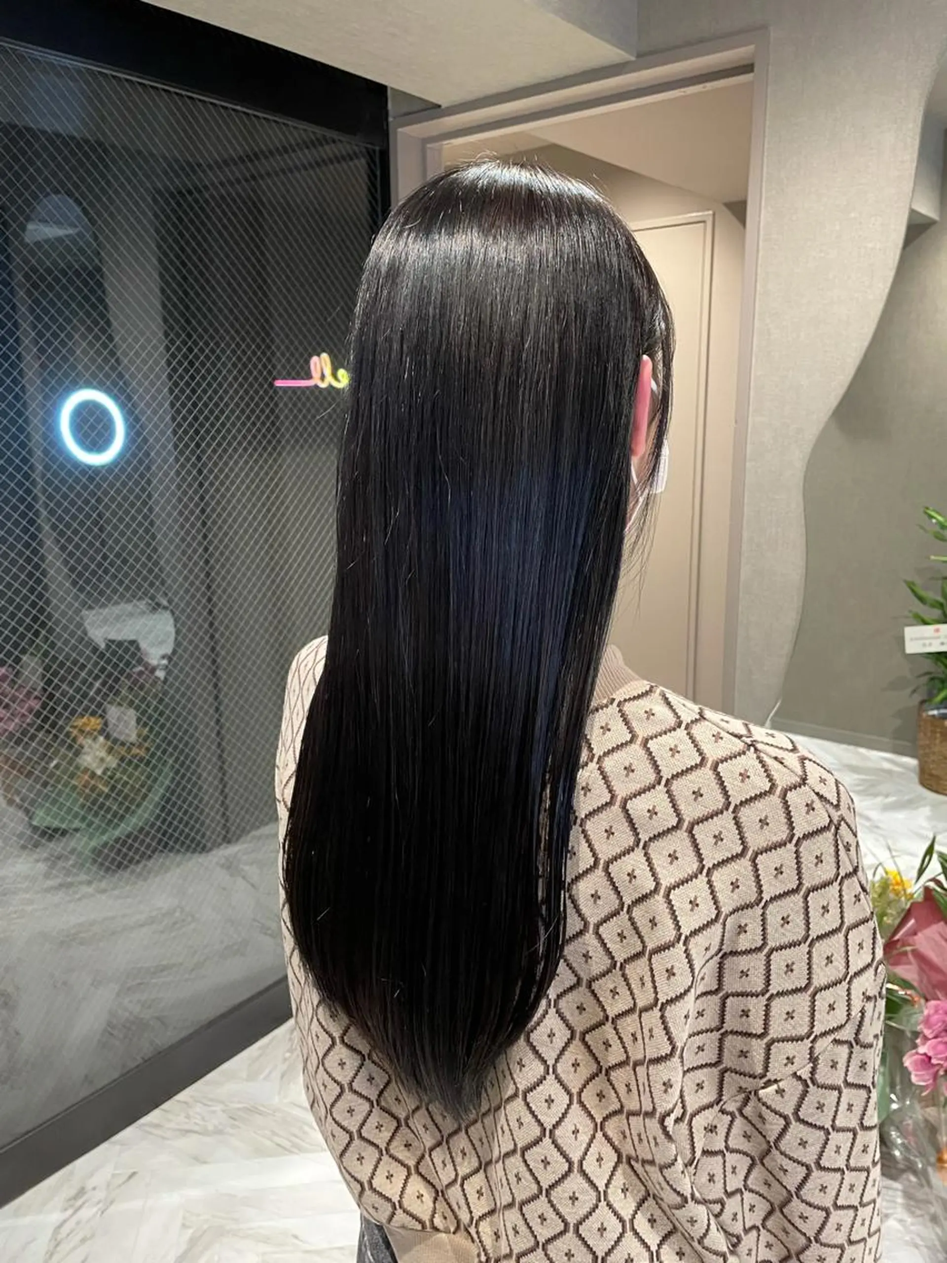 ロング カラー さと ちはるのヘアスタイル