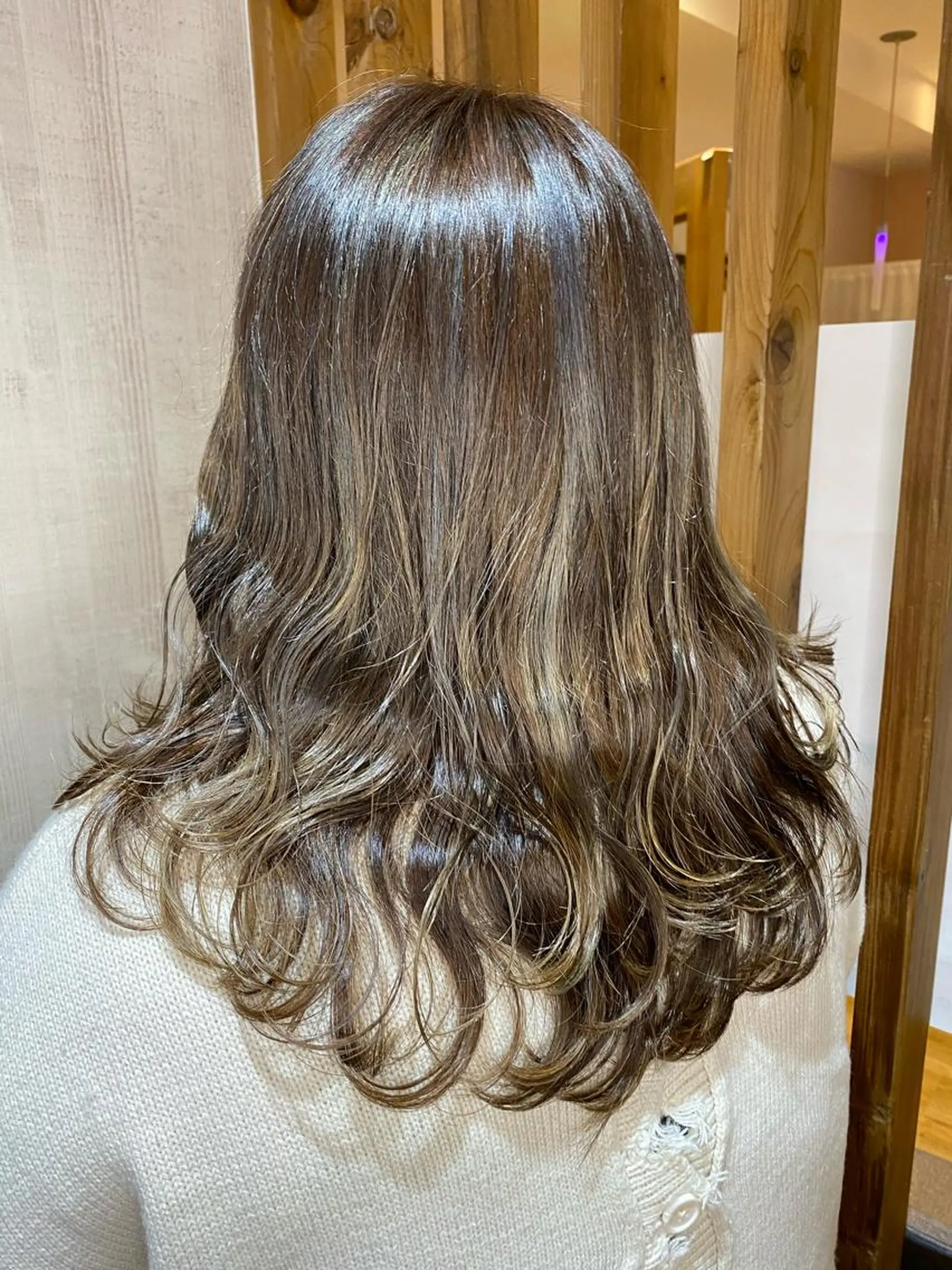 ロング カット ヘアカラー 鈴木 マサアキのヘアスタイル