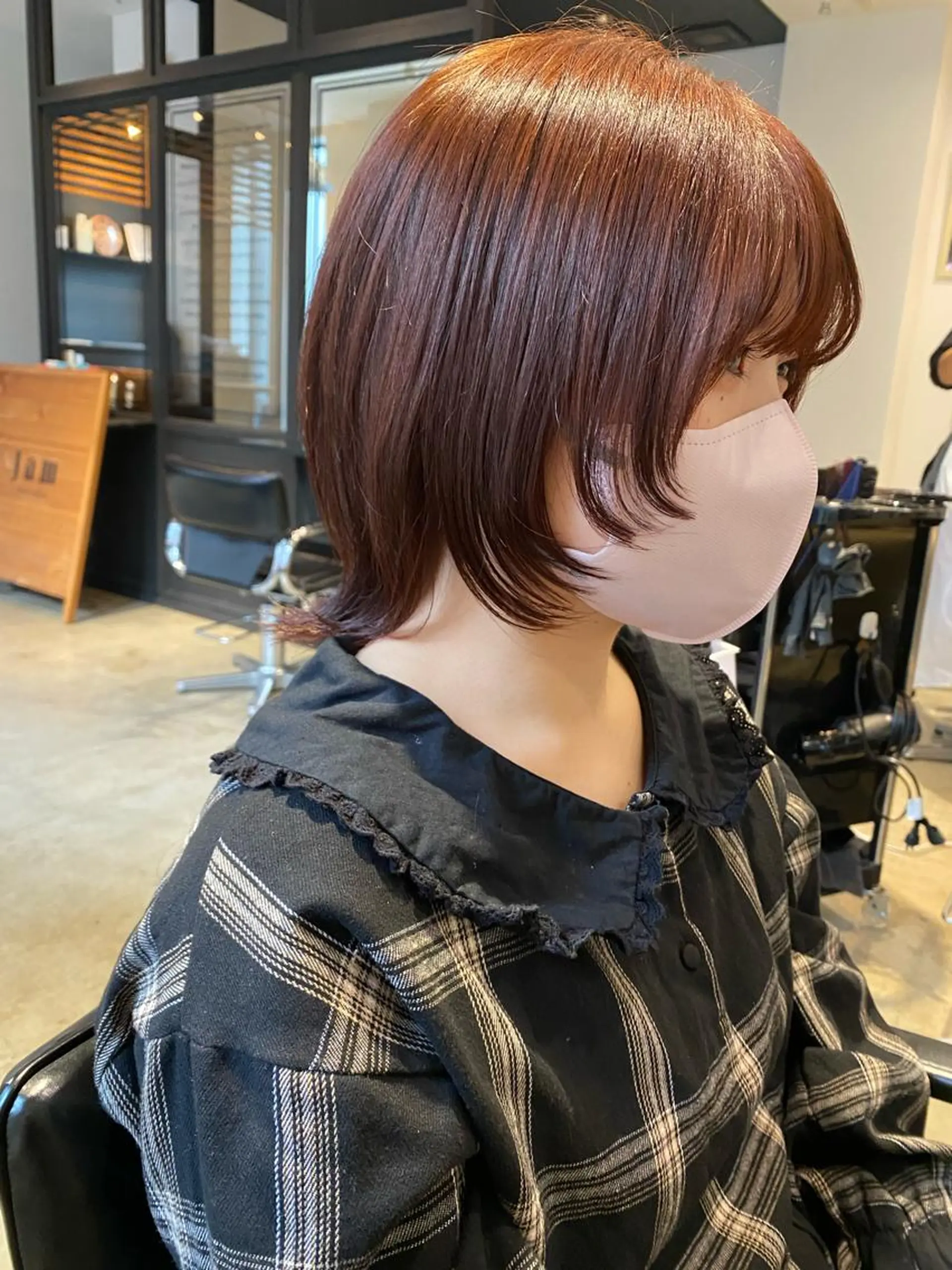 ミディアム カラー ウルフカット 暖色艶カラー♥️ nagi♥️のヘアスタイル