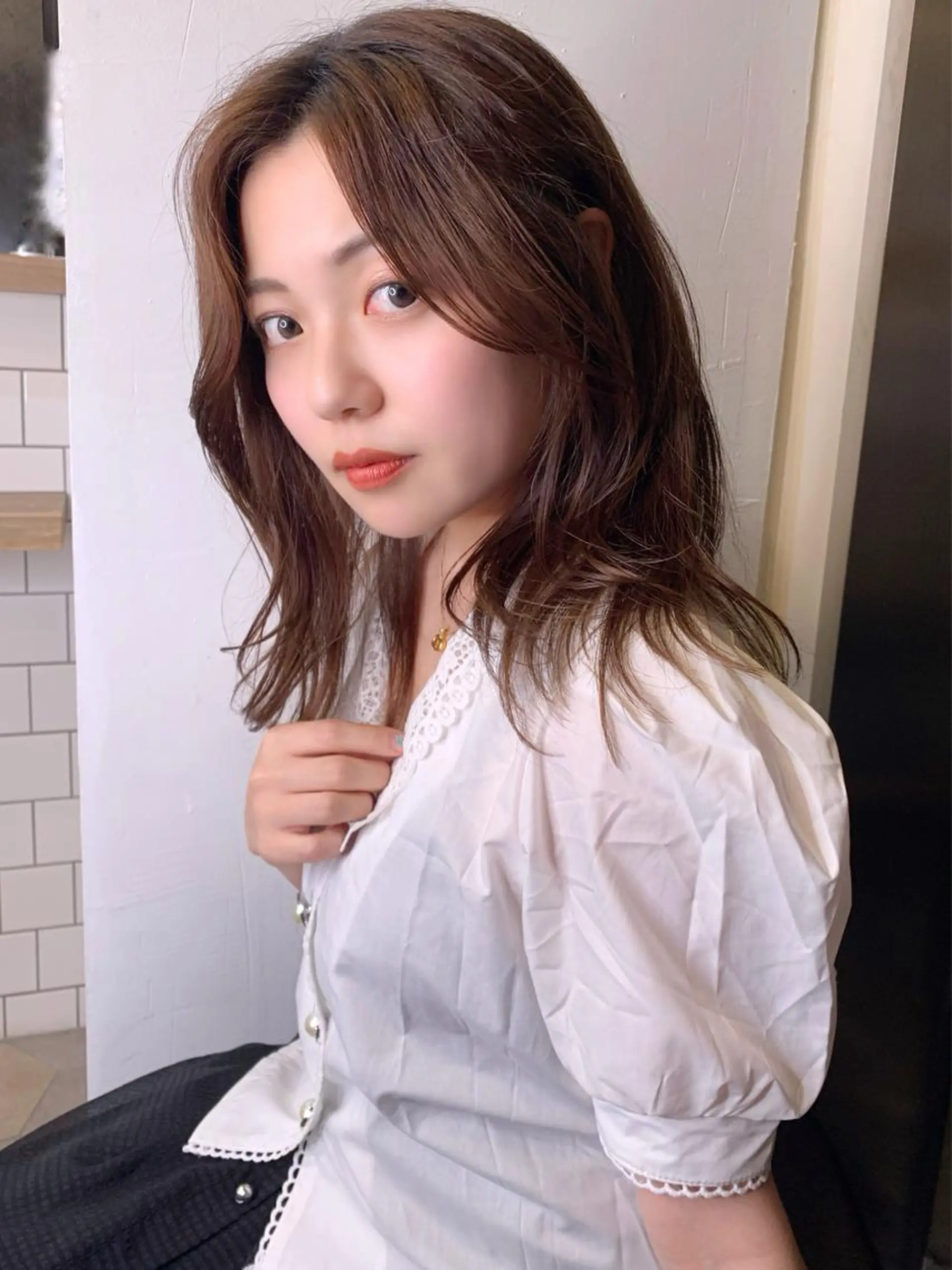 セミロング カラー くびれヘア 顔まわりレイヤー 韓国風ヘア レイヤーカット カット ヘアカラー 藤間 帆乃夏（とうまほのかのヘアスタイル