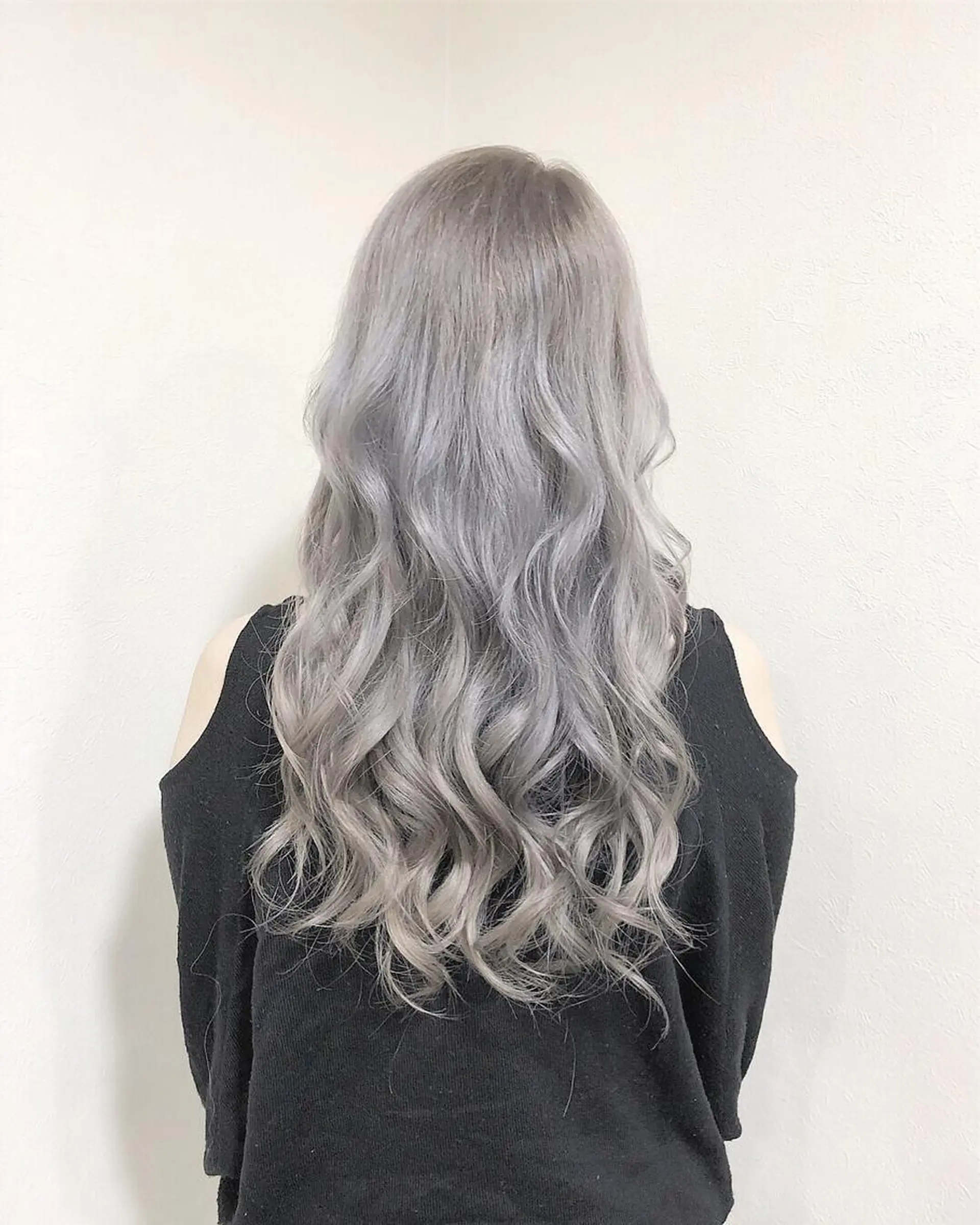 ロング ヤマグチ ヒカルのヘアスタイル