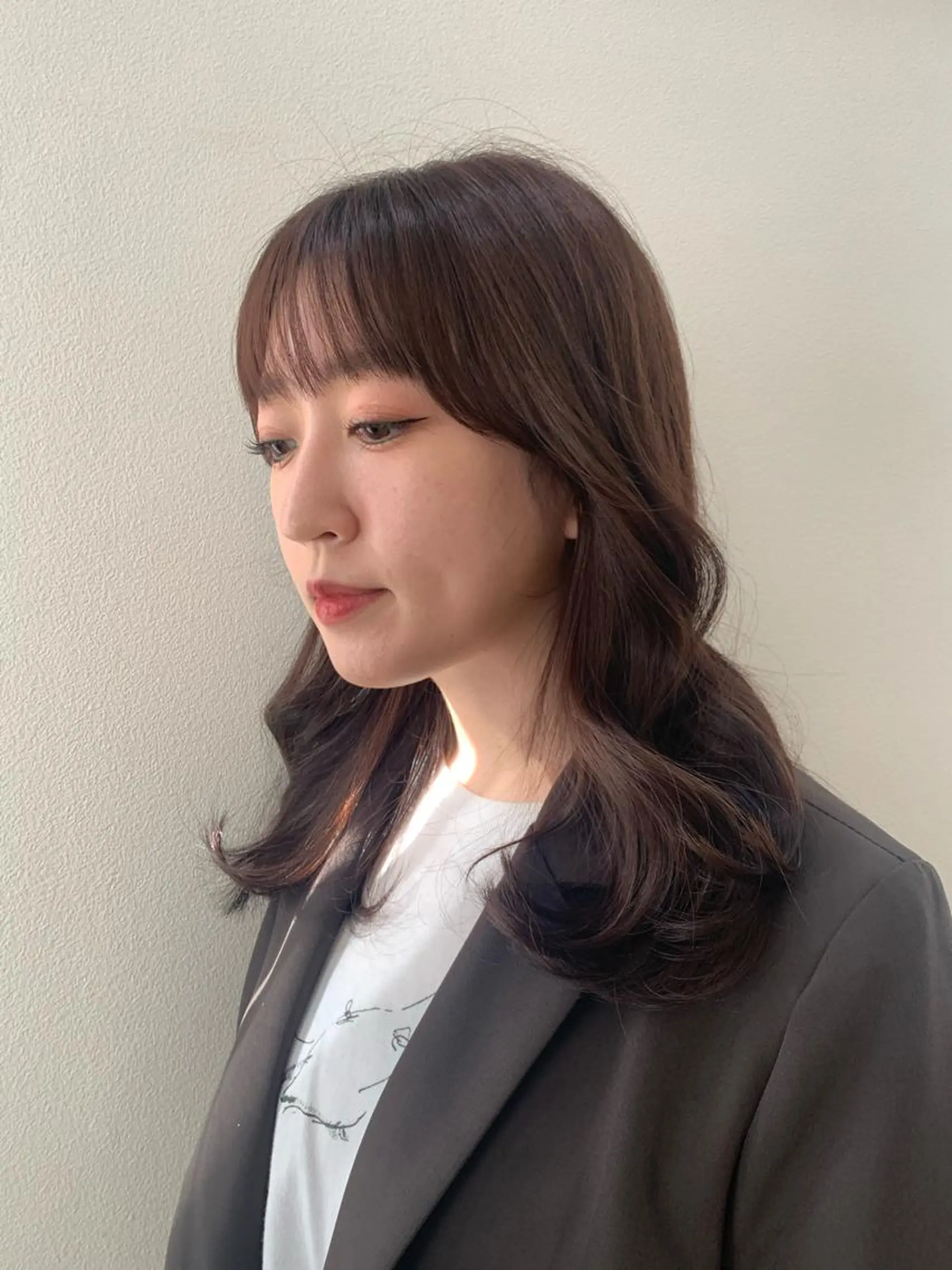 セミロング カラー ヨシンモリ 韓国風ヘア 韓国🇰🇷髪質改善 Chisaki치사키のヘアスタイル