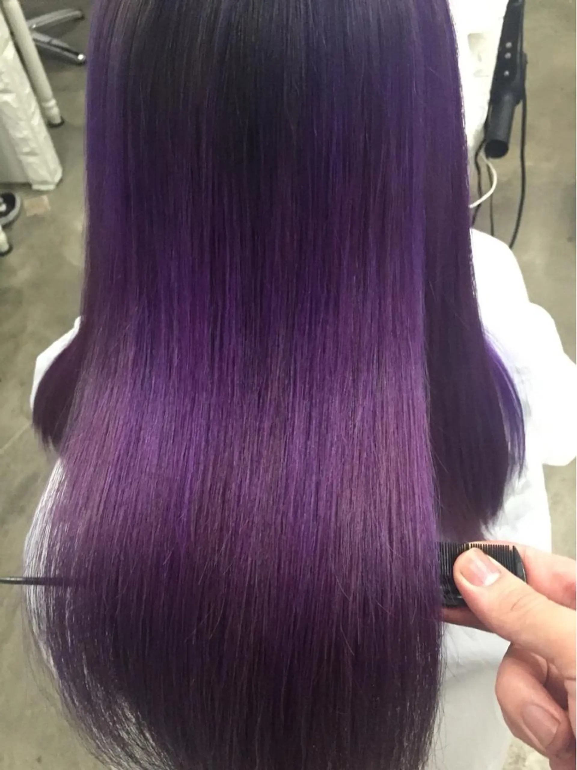 ロング カラー パーマ ヘアアレンジ メンズ キッズ ネイル マツエク・マツパ バイオレットカラー 💟Chloe原宿店 🩶ハイトーンのヘアスタイル