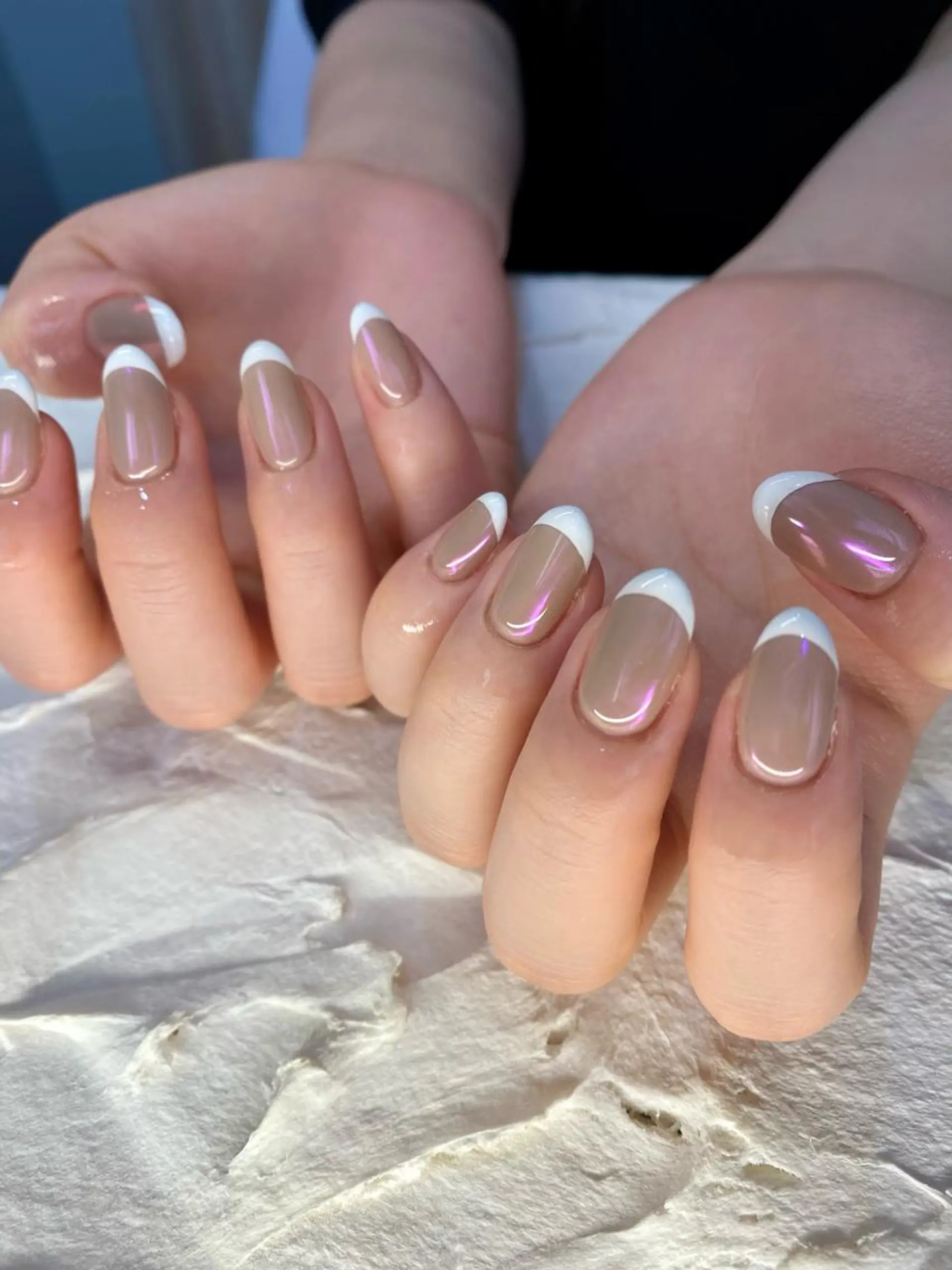 ネイル オーロラネイル フレンチネイル nail salon eve...のネイルデザイン