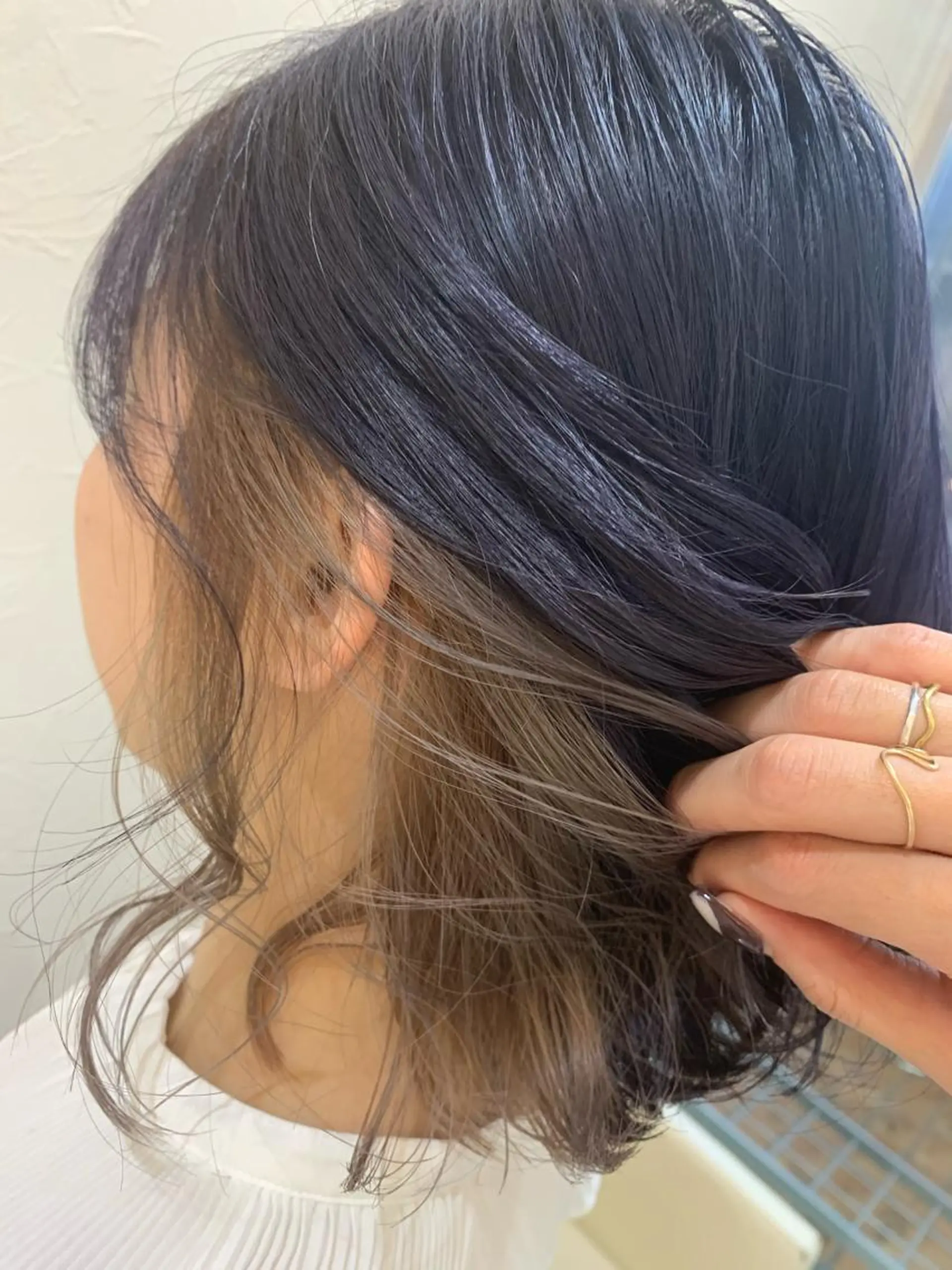 ショート ヘアカラー トリートメント 店長ハイトーンカラー 柞山史奈のヘアスタイル