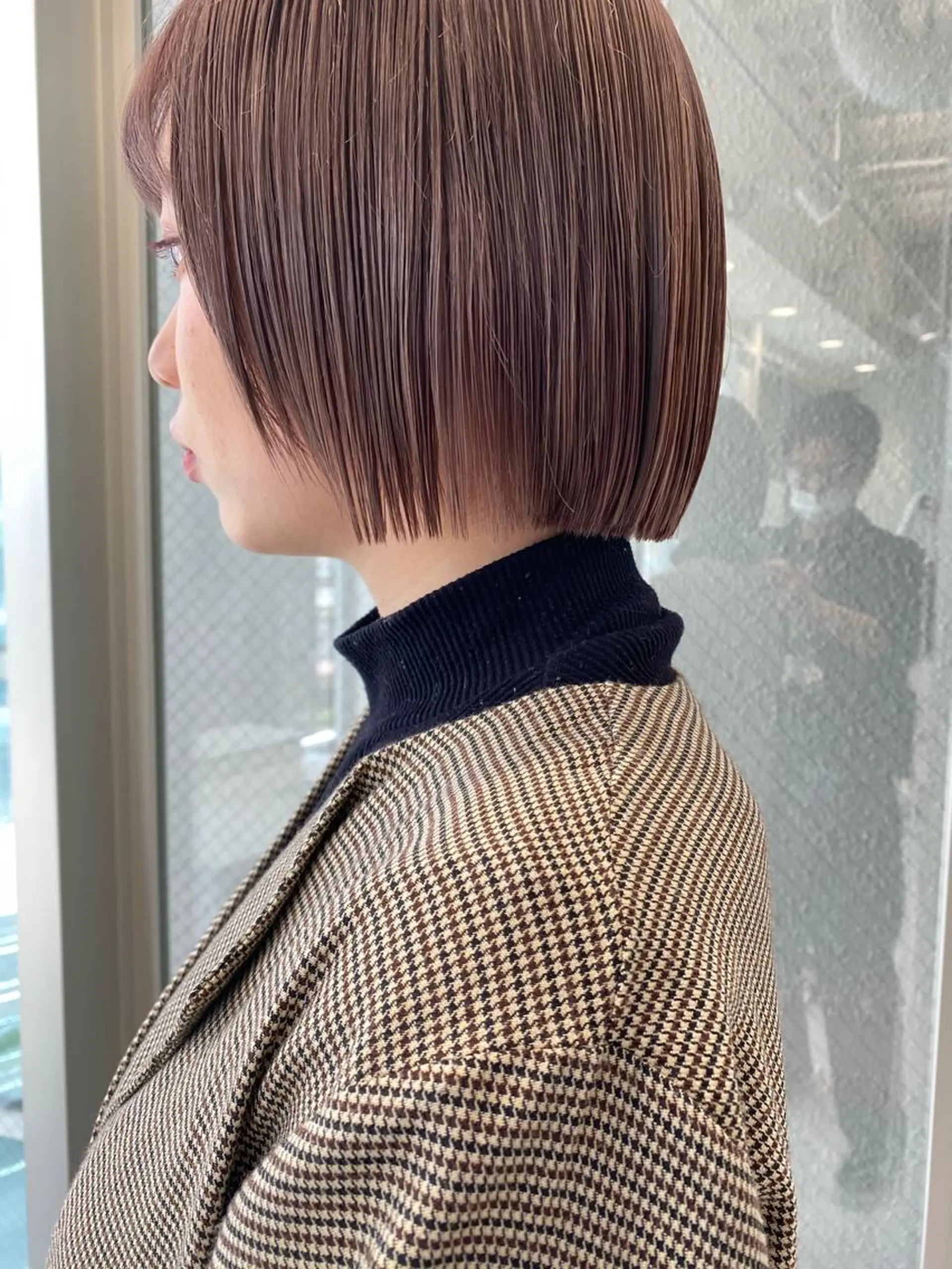 ショート カラー ダブルカラー グレージュ ボブ カット ヘアカラー トリートメント ボブ・レイヤーカット 吉敷航一のヘアスタイル