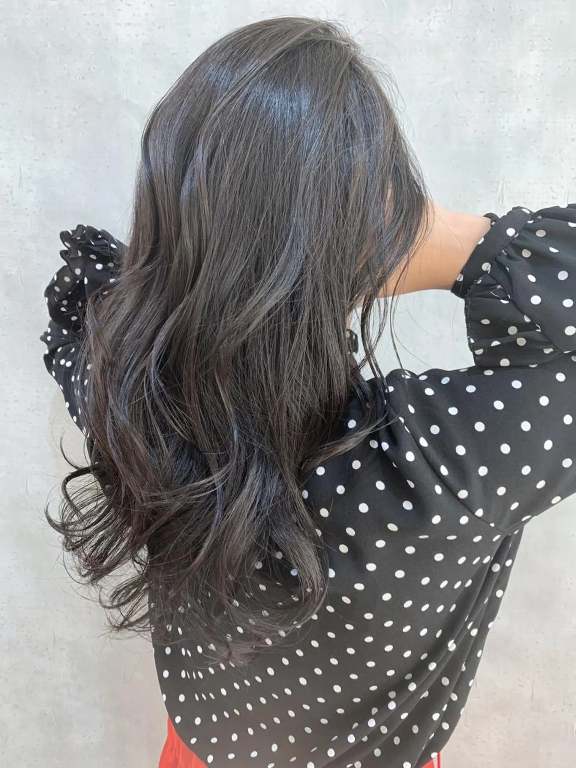 セミロング カラー MOU namba ムウナンバのヘアスタイル