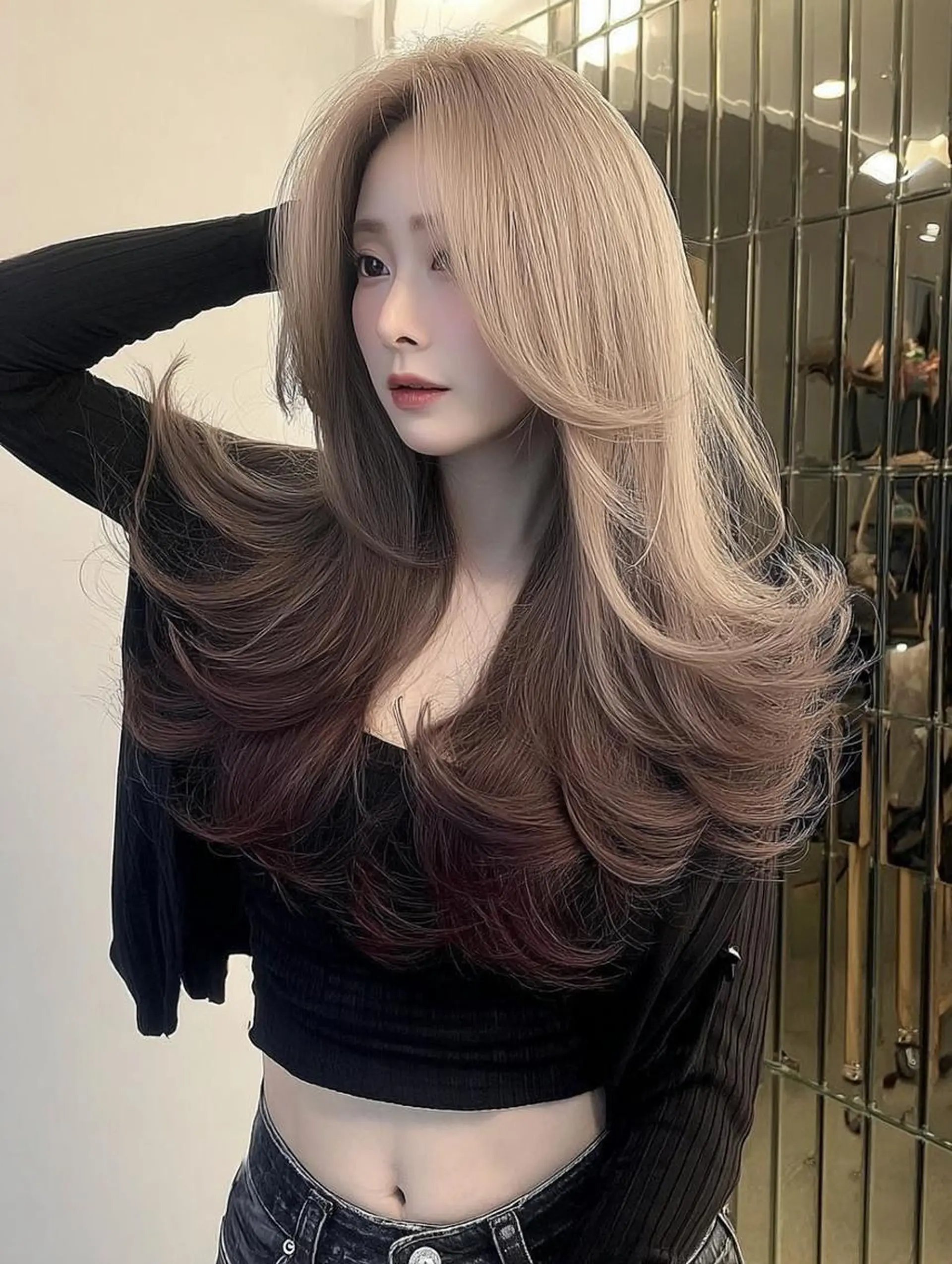 ロング 酸性ストレート/ 暖色カラー/ココネのヘアスタイル