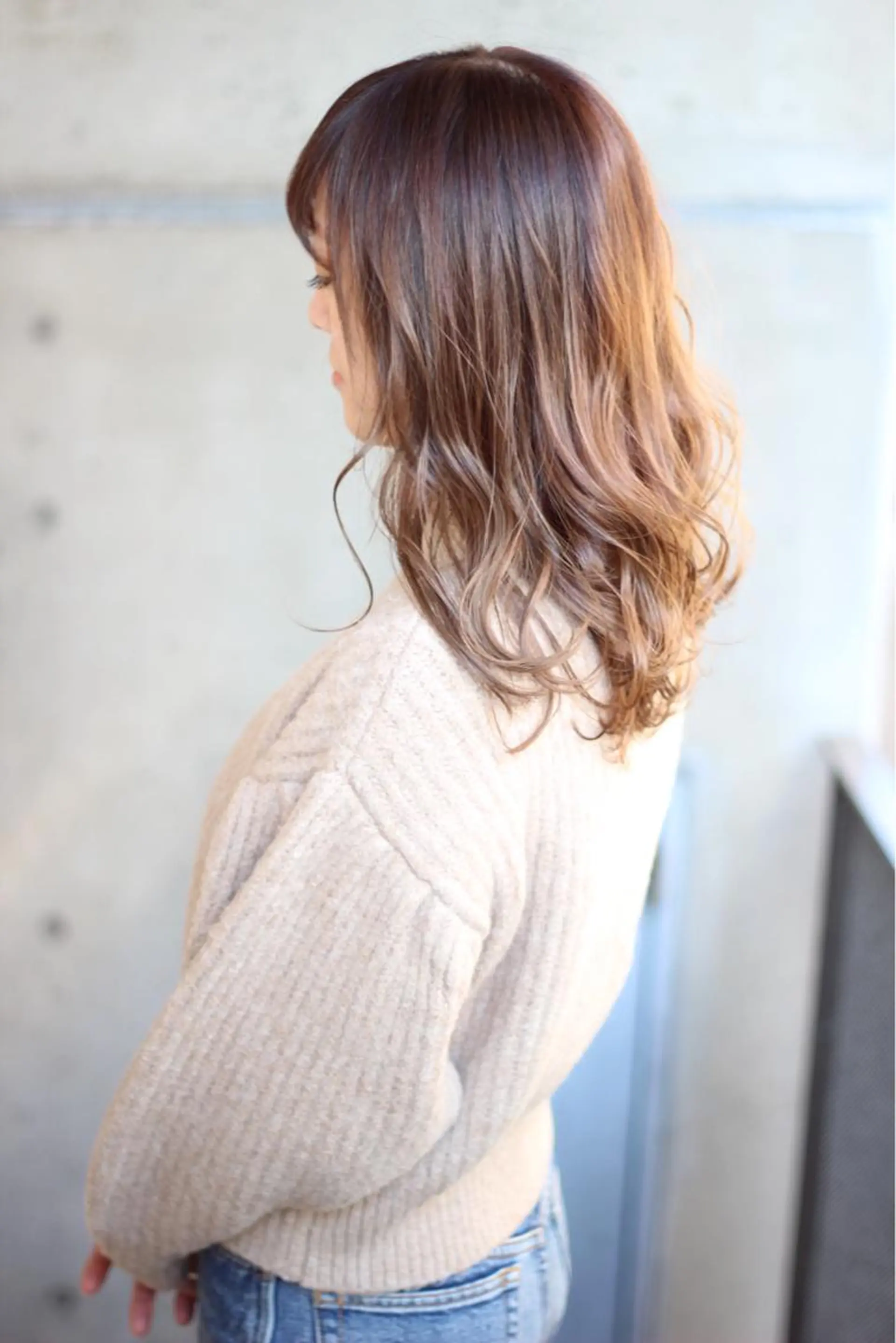 セミロング カラー パーマ ベージュカラー カット ヘアカラー トリートメント 成松 勇治のヘアスタイル