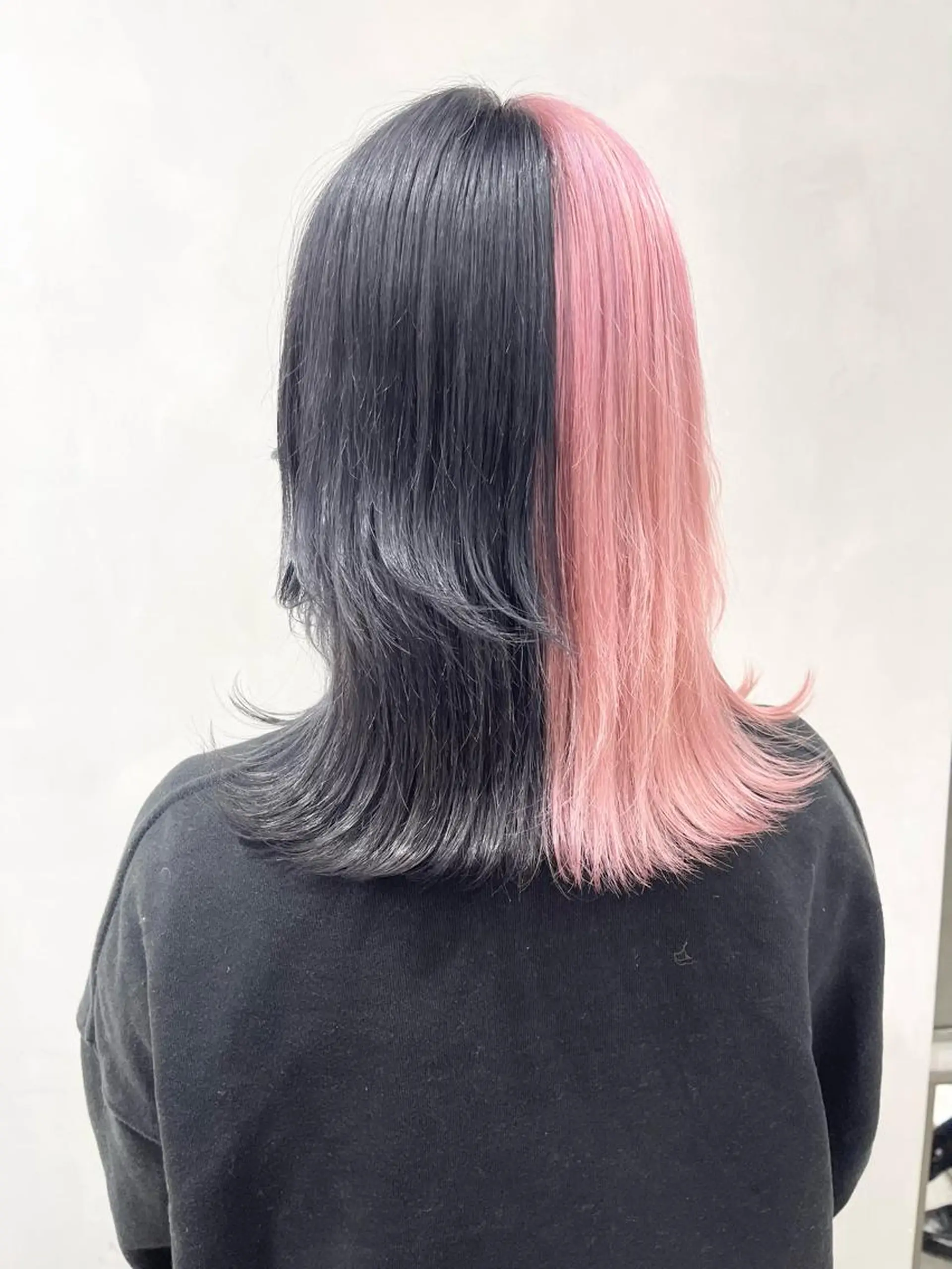 セミロング カラー 🦋レイヤーカット ミドリカワ🦋のヘアスタイル