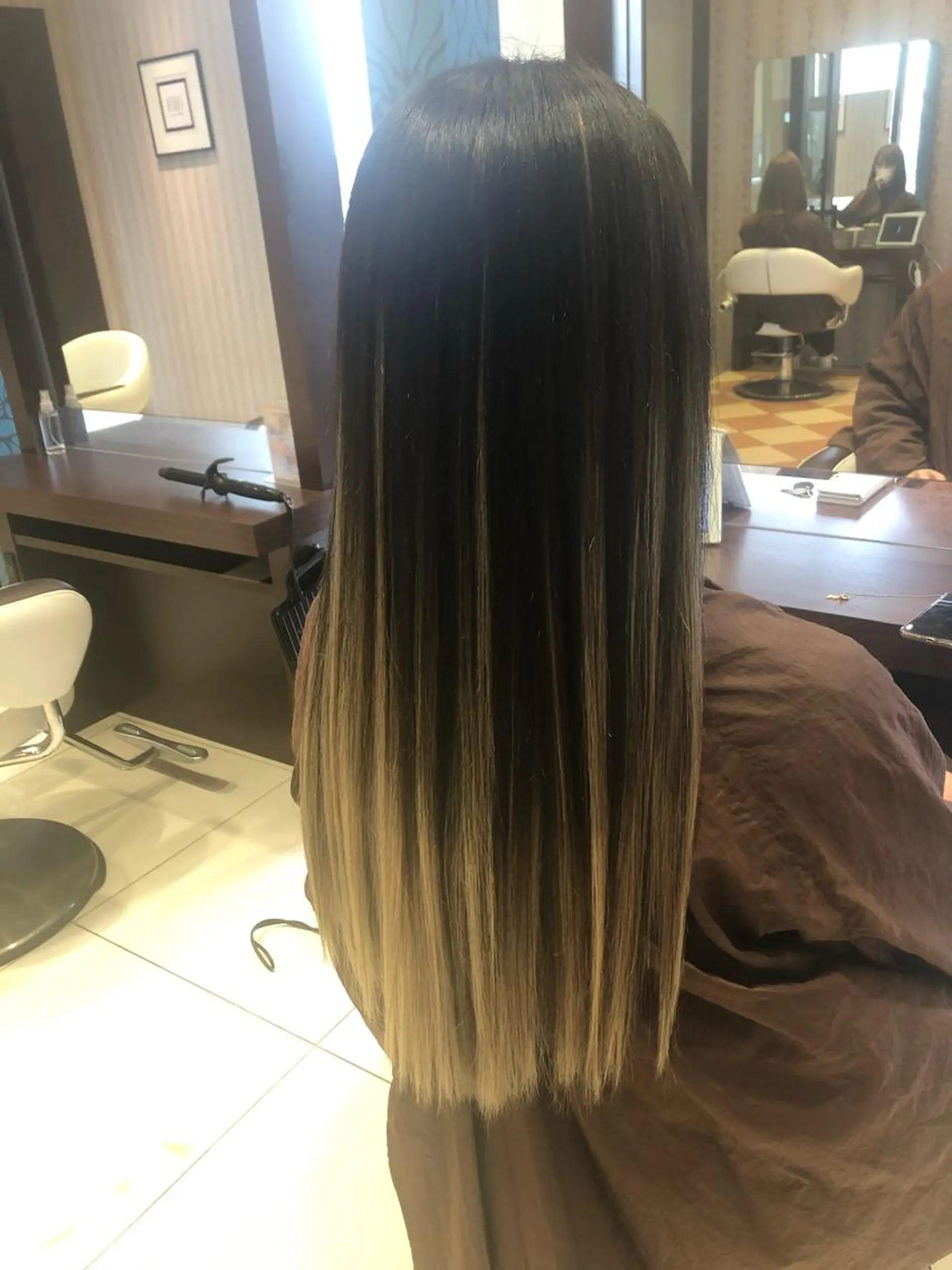 ロング EARTH長岡 🌼渡辺まい🌼のヘアスタイル