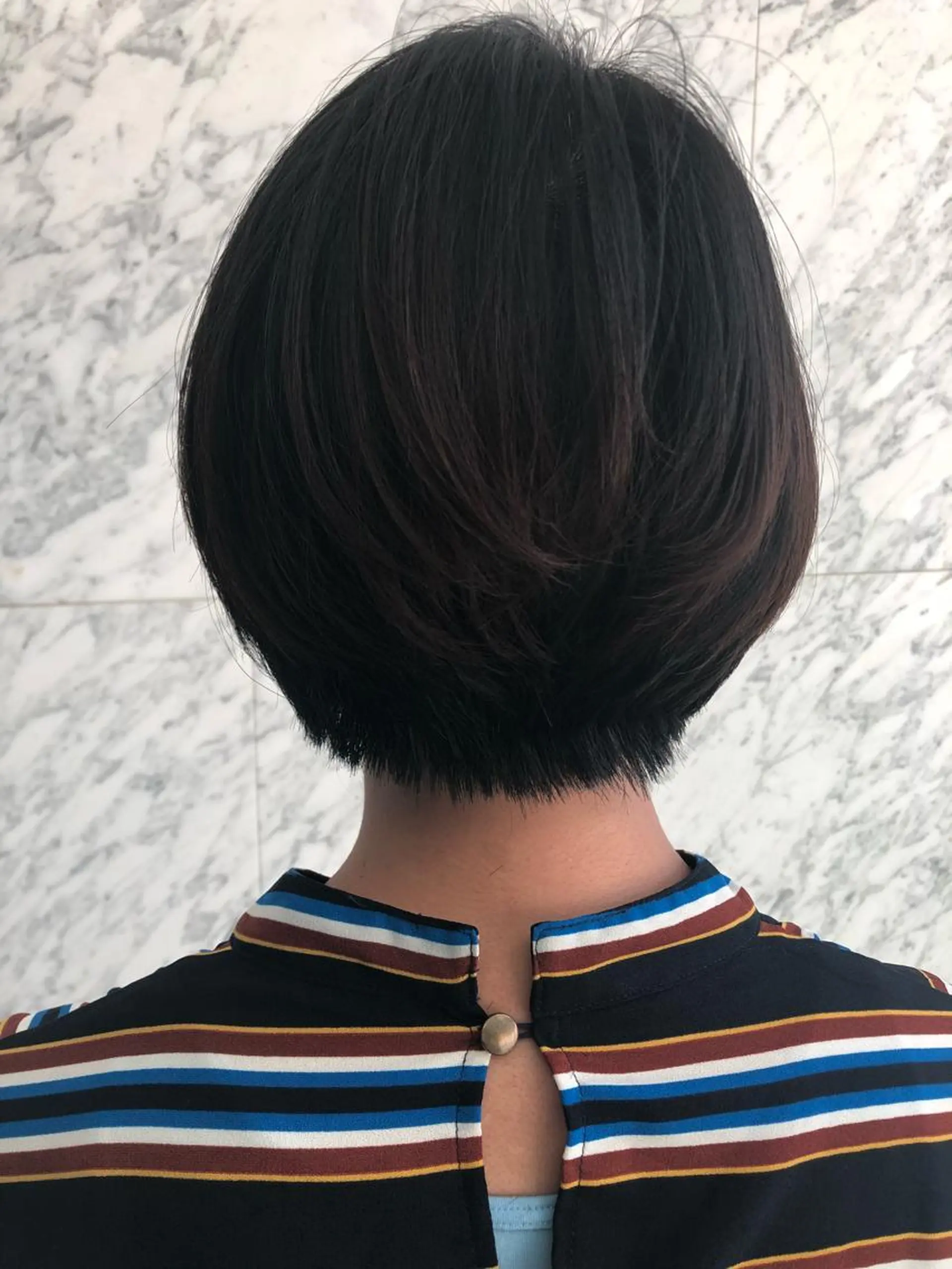 ショート ボブ なかの たくみのヘアスタイル