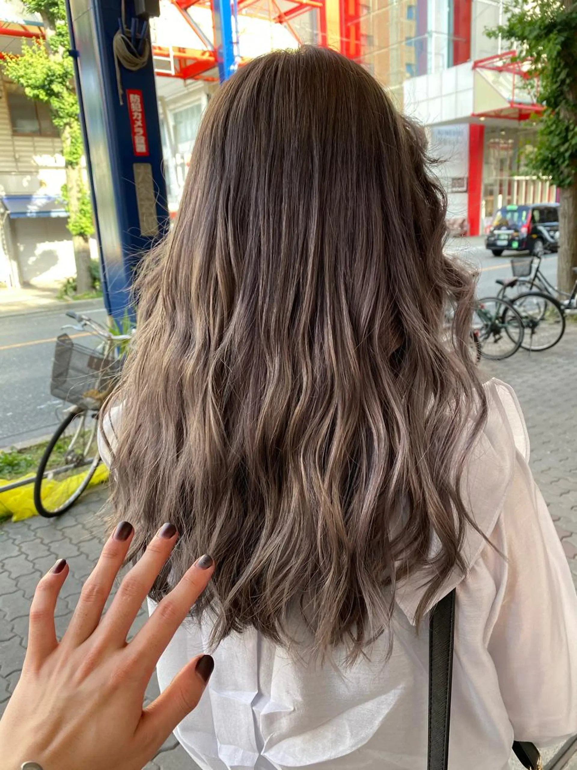 セミロング ヘアカラー ゆぴ☾‪/推しカラー /ハイトーンのヘアスタイル