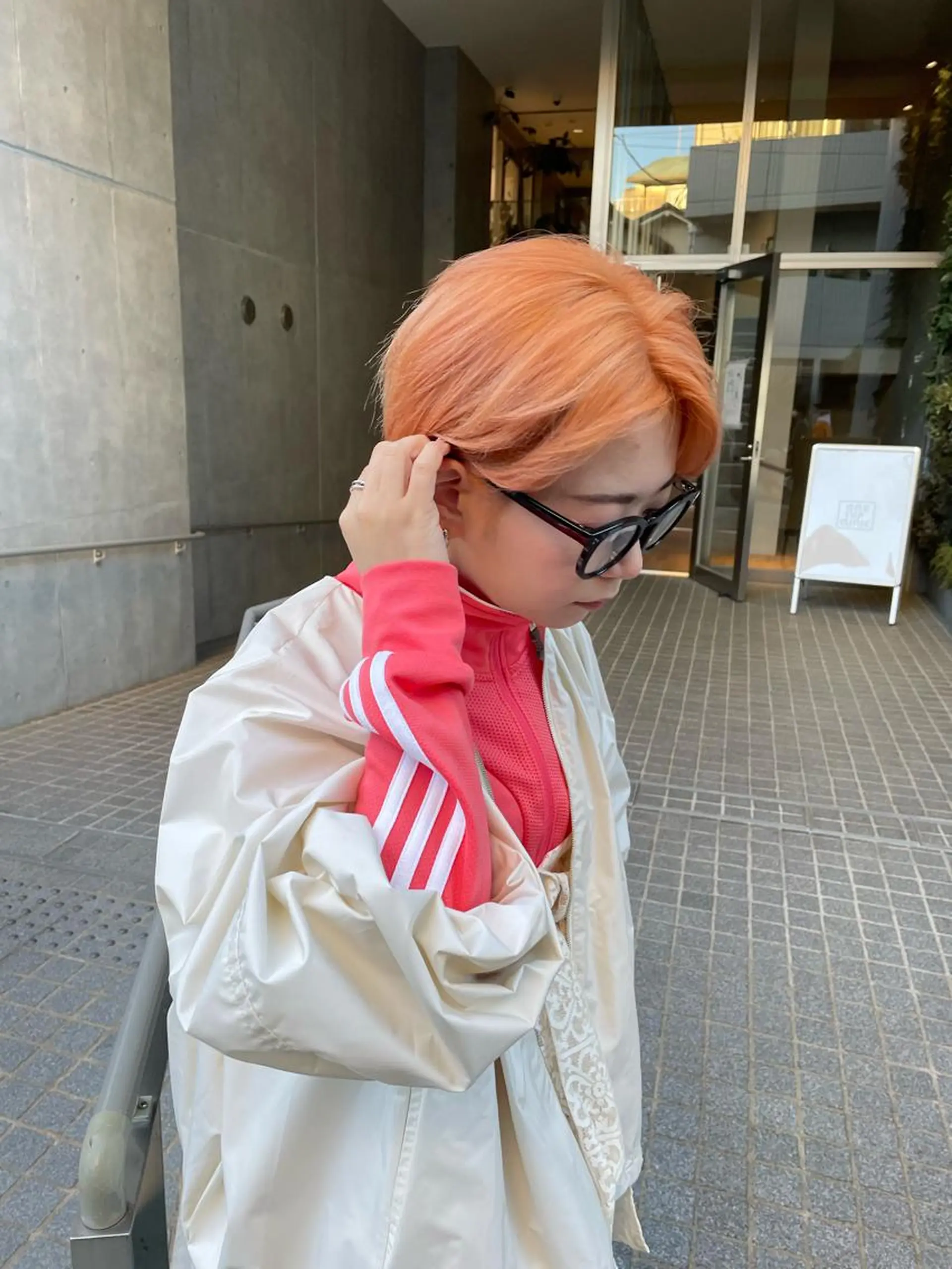 ショート カラー ヘアカラー ブリーチ専門美容師 谷合純一のヘアスタイル