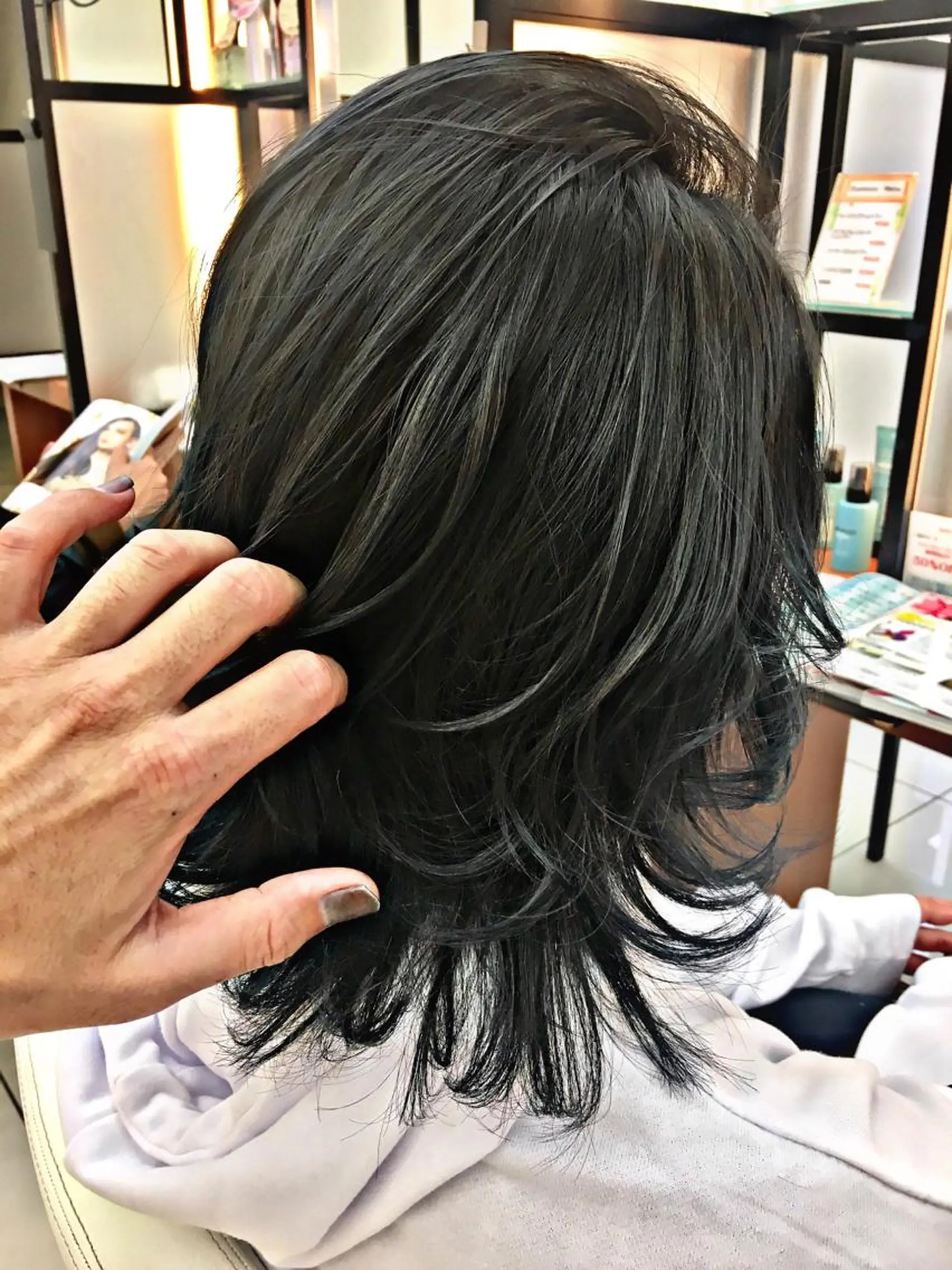 カラー ブルーカラー ブルージュ イルミナカラー 外国人風カラー カット ヘアカラー トリートメント N° jillva ♦️川端裕司♦️のヘアスタイル