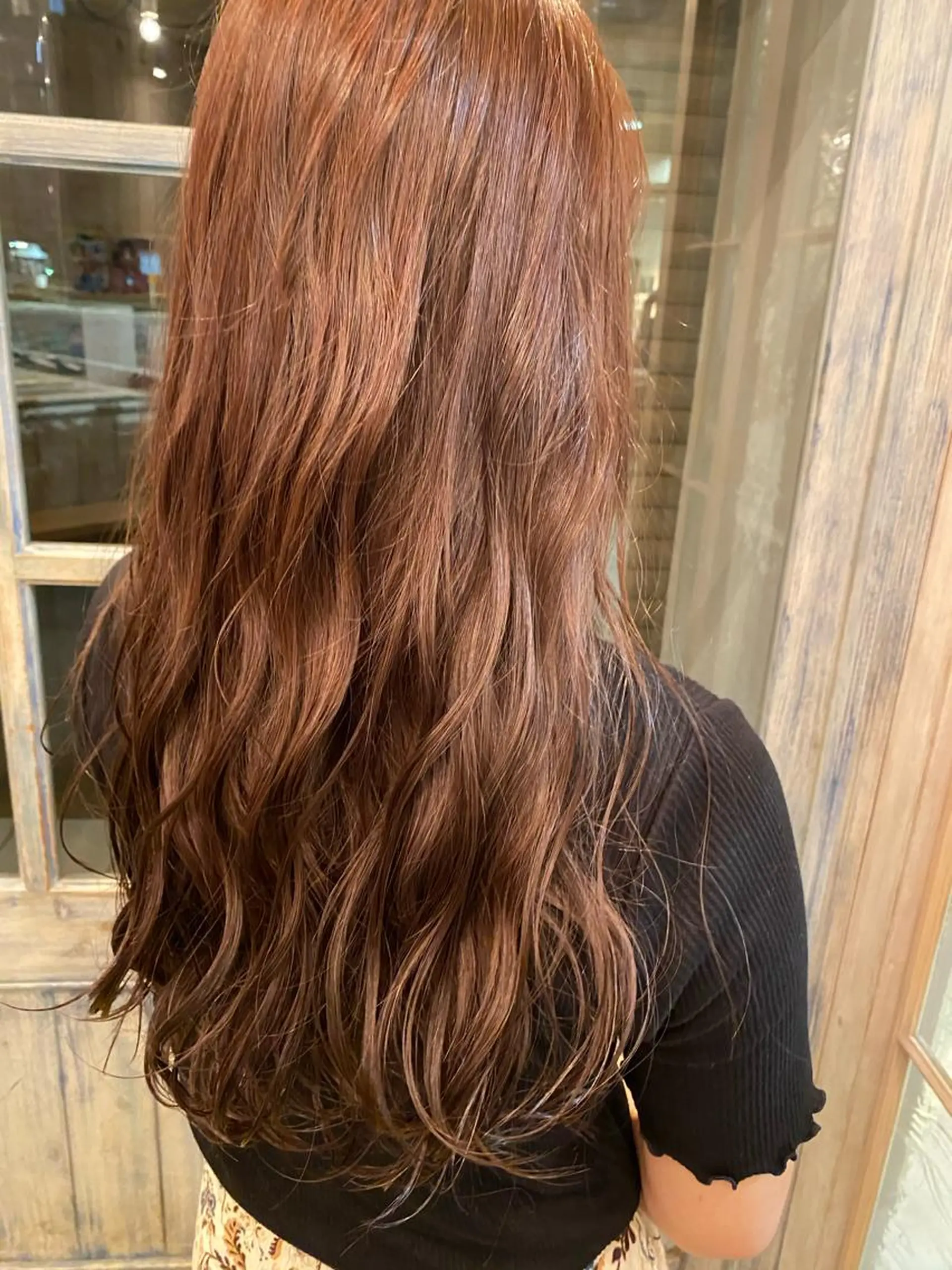 ロング カラー ベージュカラー ピンクカラー amie by afloat(エイミーバイアフロート)所属・井上 日菜乃のヘアスタイル