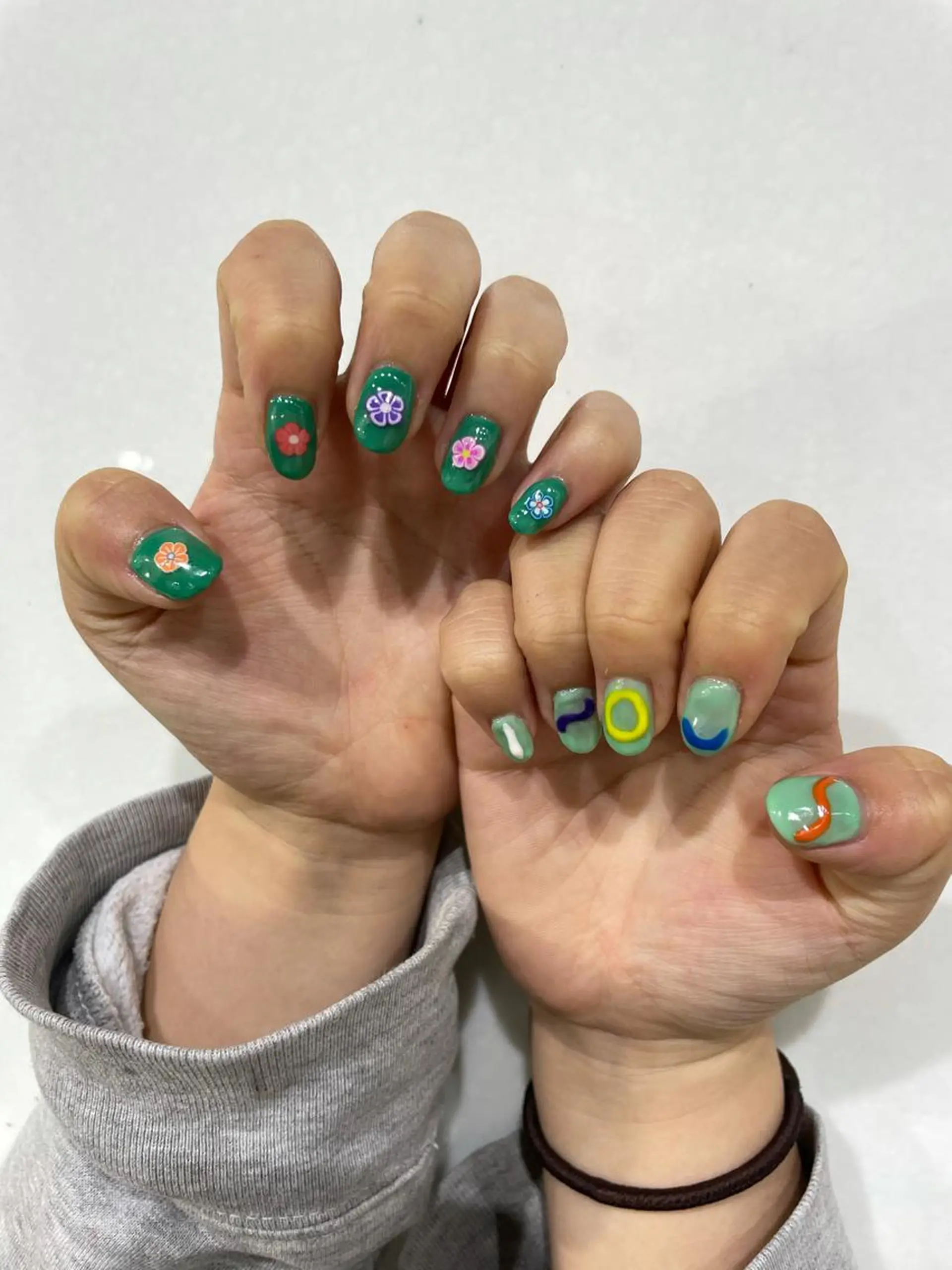 ネイル 個性派ネイル 🌼 ハルカ ♡の眉毛・アイブロウイメージ