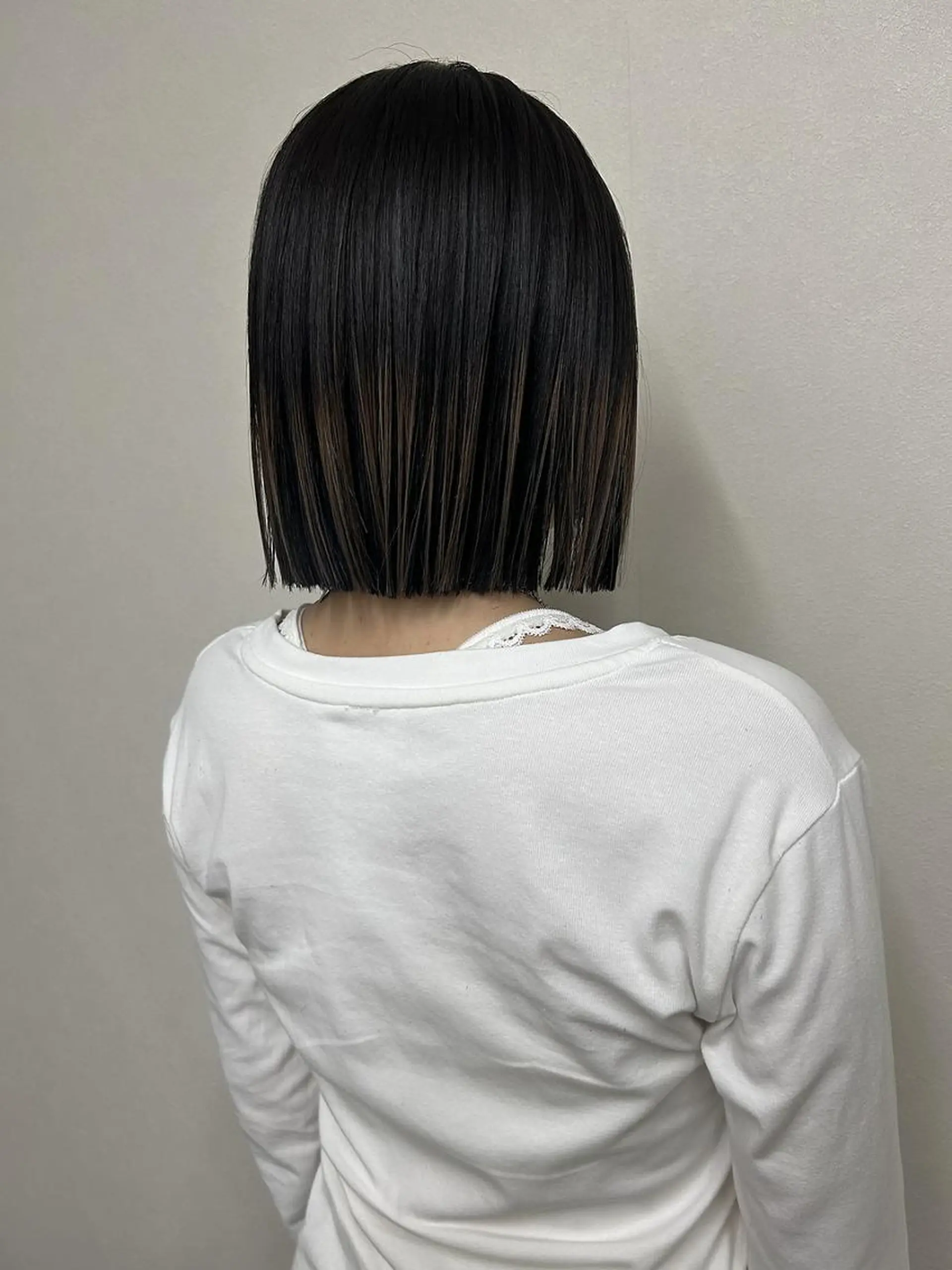 ショート ヘアカラー トリートメント 勝野夏希/ハイトーン /ベージュ/松本のヘアスタイル