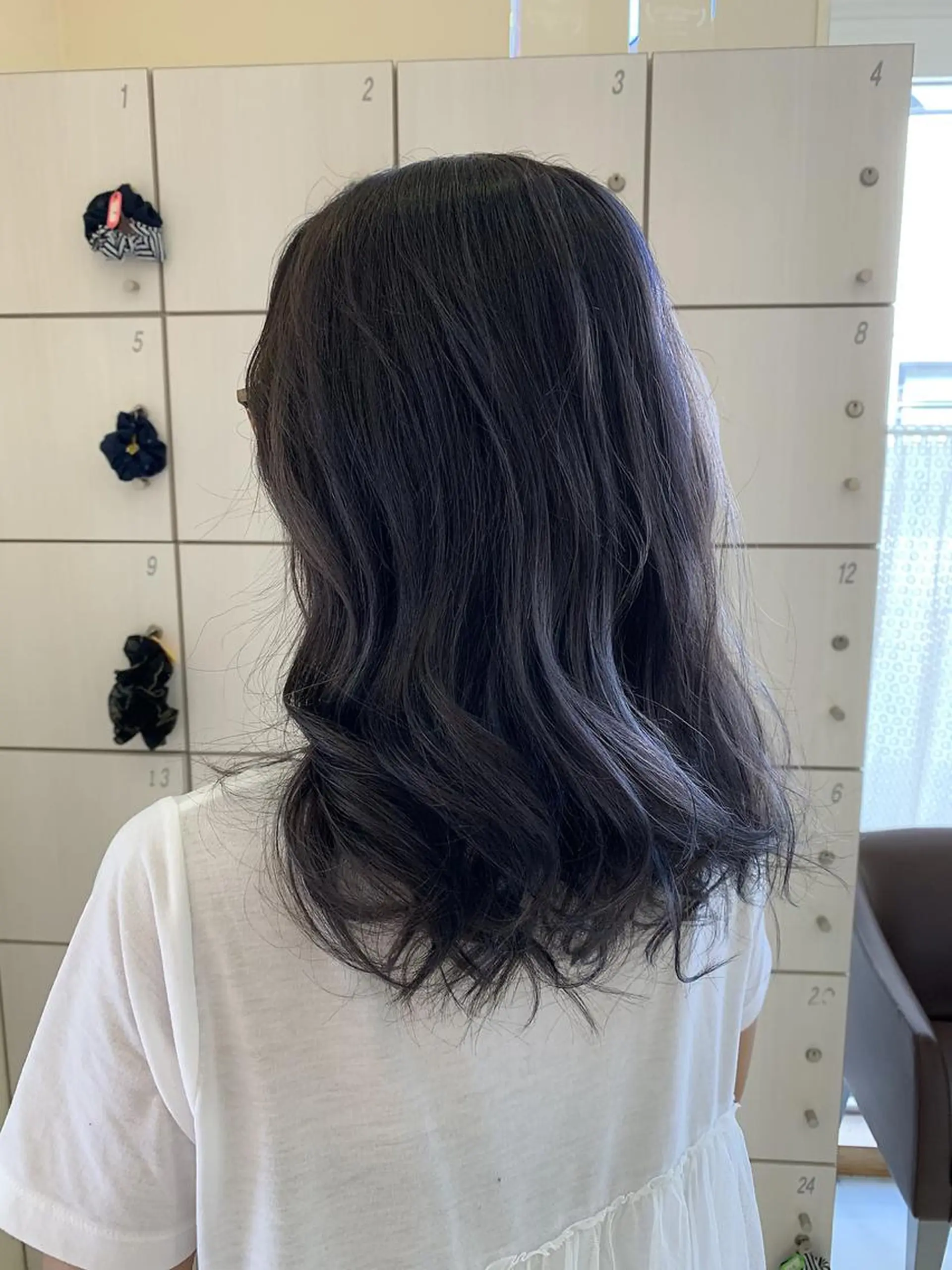 カラー SALOWIN栄 高須大貴のヘアスタイル