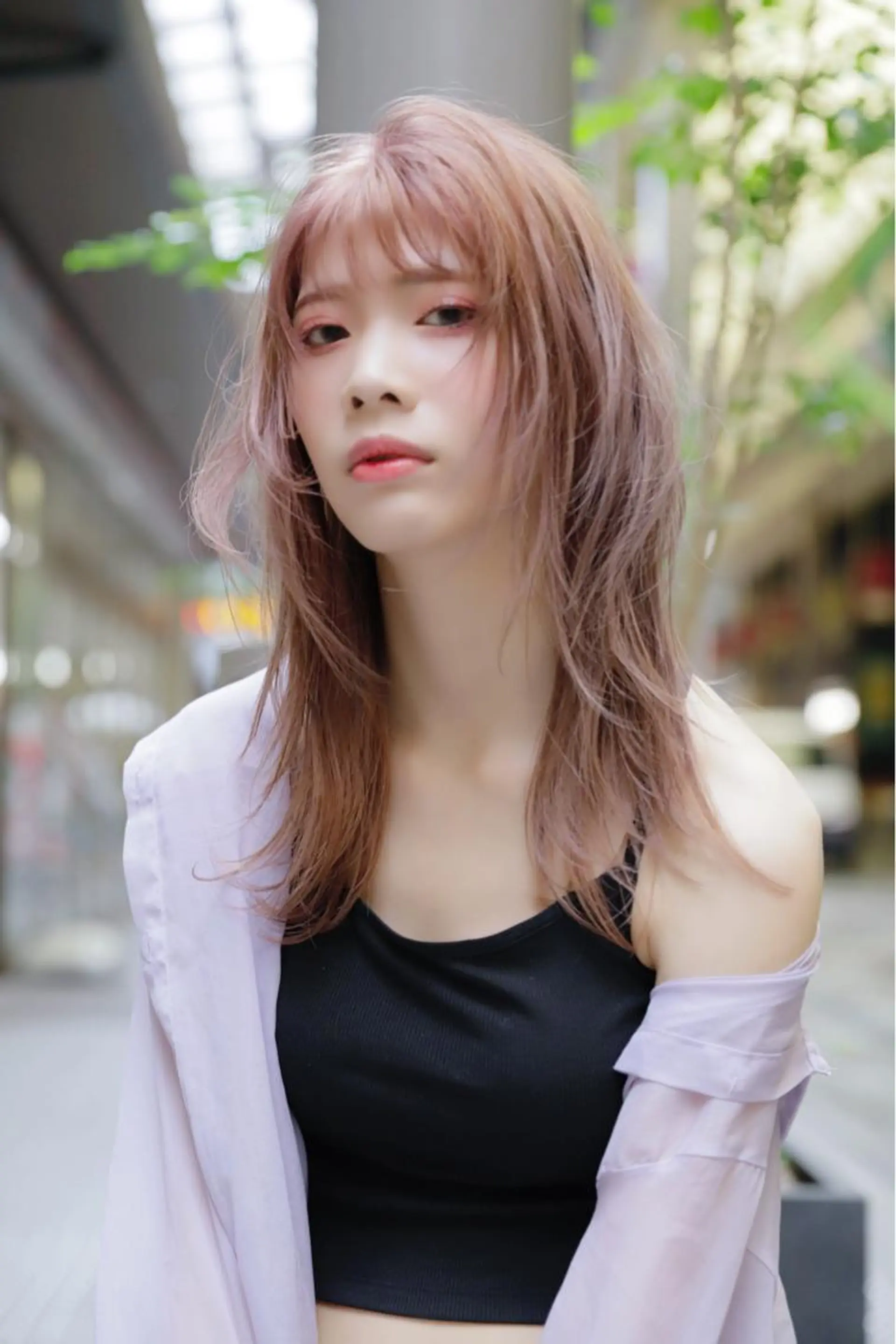 セミロング アッシュ レイヤーカット ウルフカット ウルフレイヤー 神野 雅樹のヘアスタイル