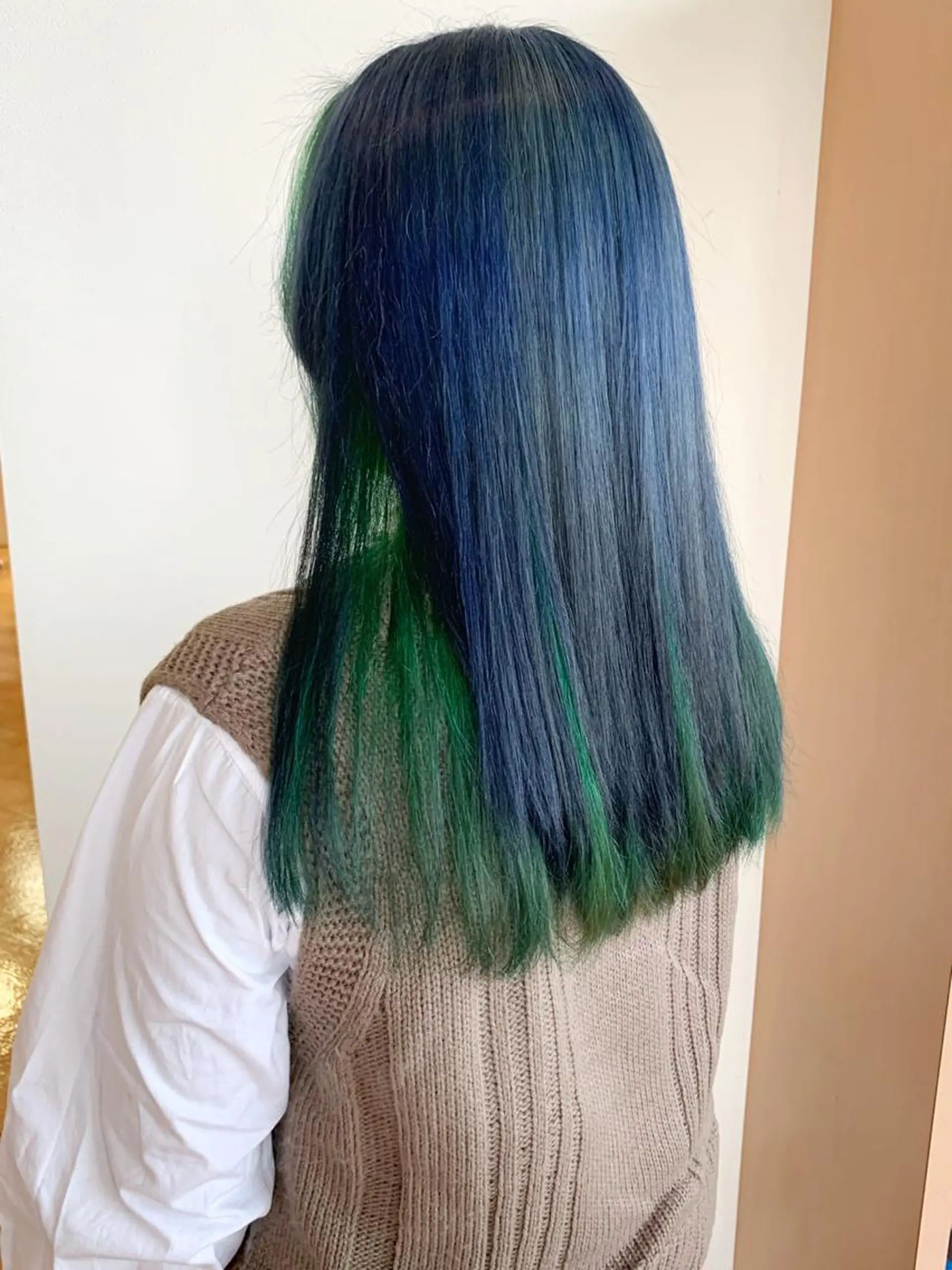 ロング ヘアカラー トリートメント karen ☺︎のヘアスタイル