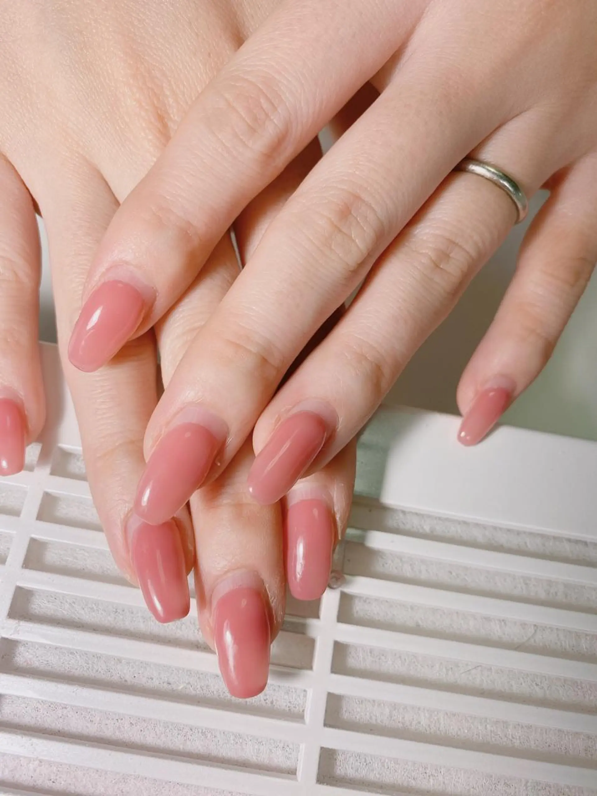 ネイル 氷ネイル・うるうるネイル 大人キレイ 𝑁𝑖𝑥𝑖𝑠のネイルデザイン