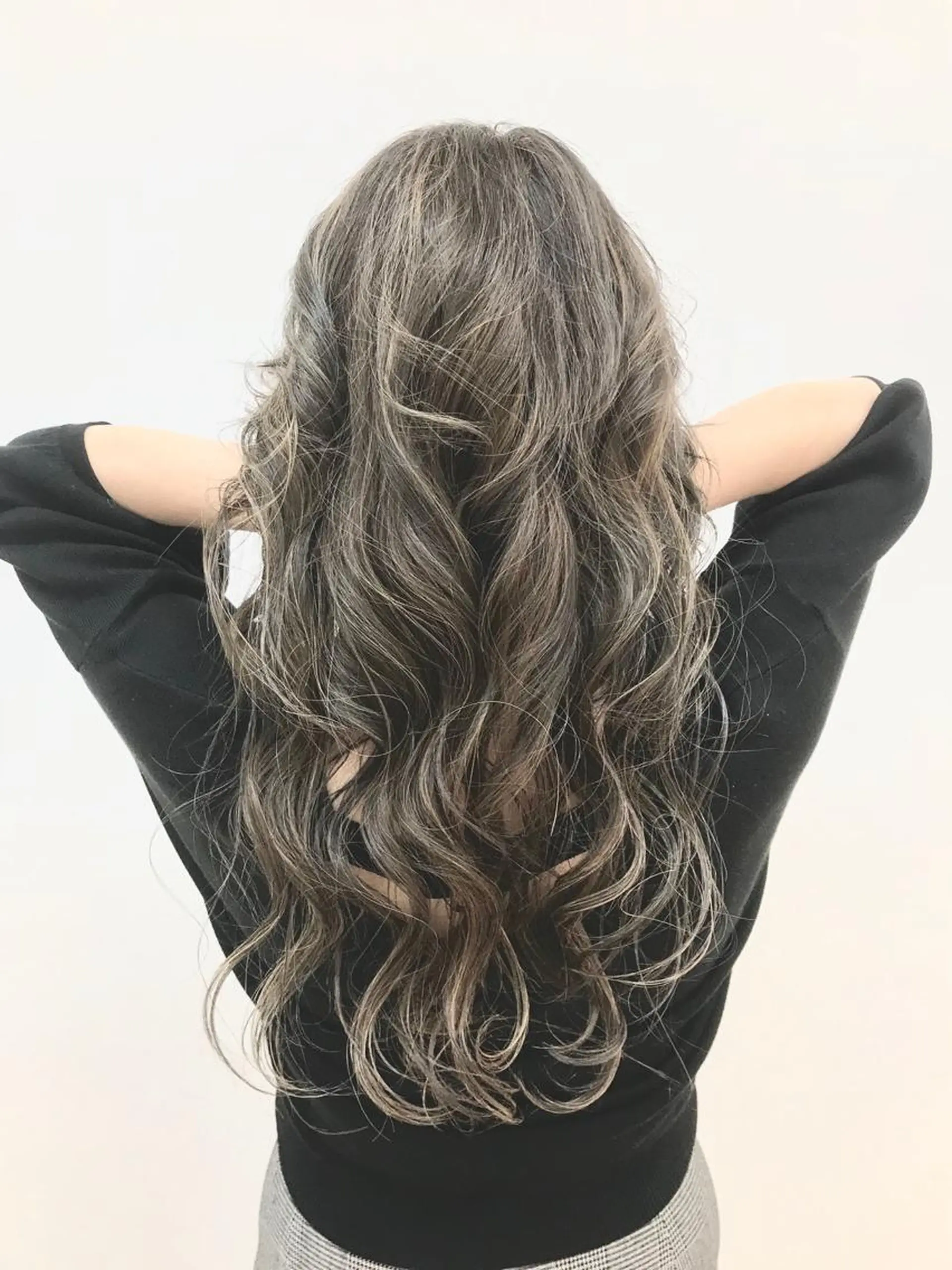 ロング VERDA KENのヘアスタイル