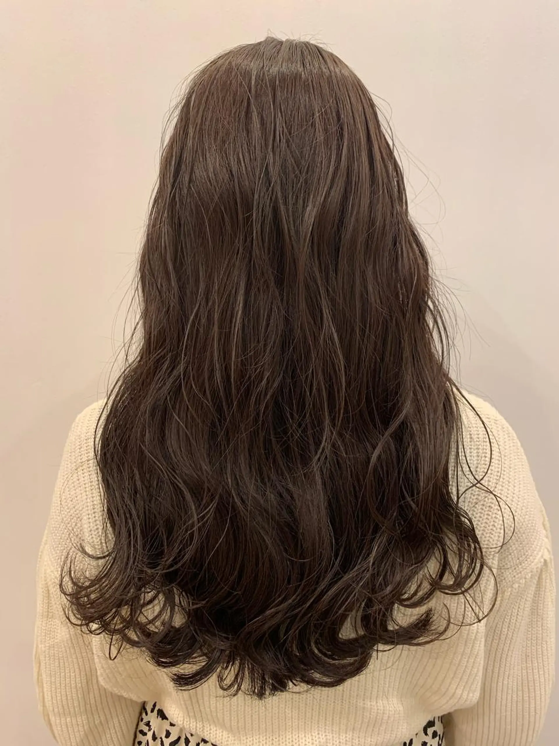 ロング カラー アッシュ ベージュカラー 長谷川 湧のヘアスタイル