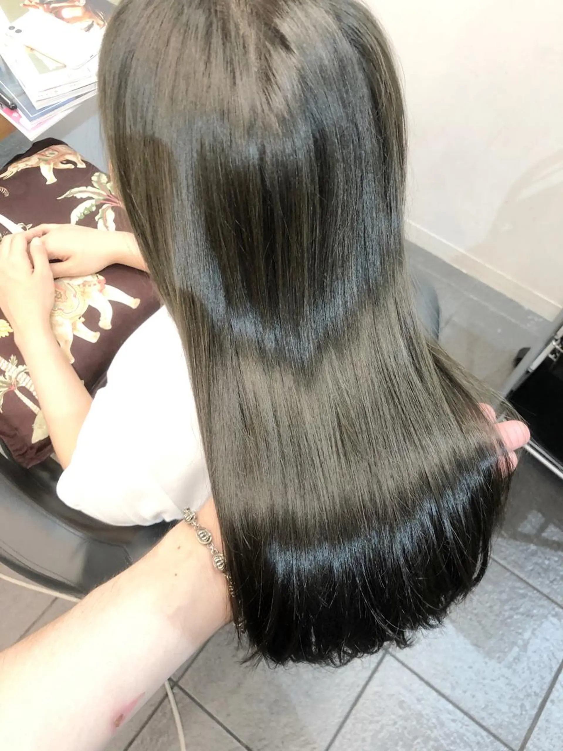 ミディアム カラー アディクシーカラー ブリーチ ブリーチなしカラー グレージュ/髪質改善 Yamato.hのヘアスタイル