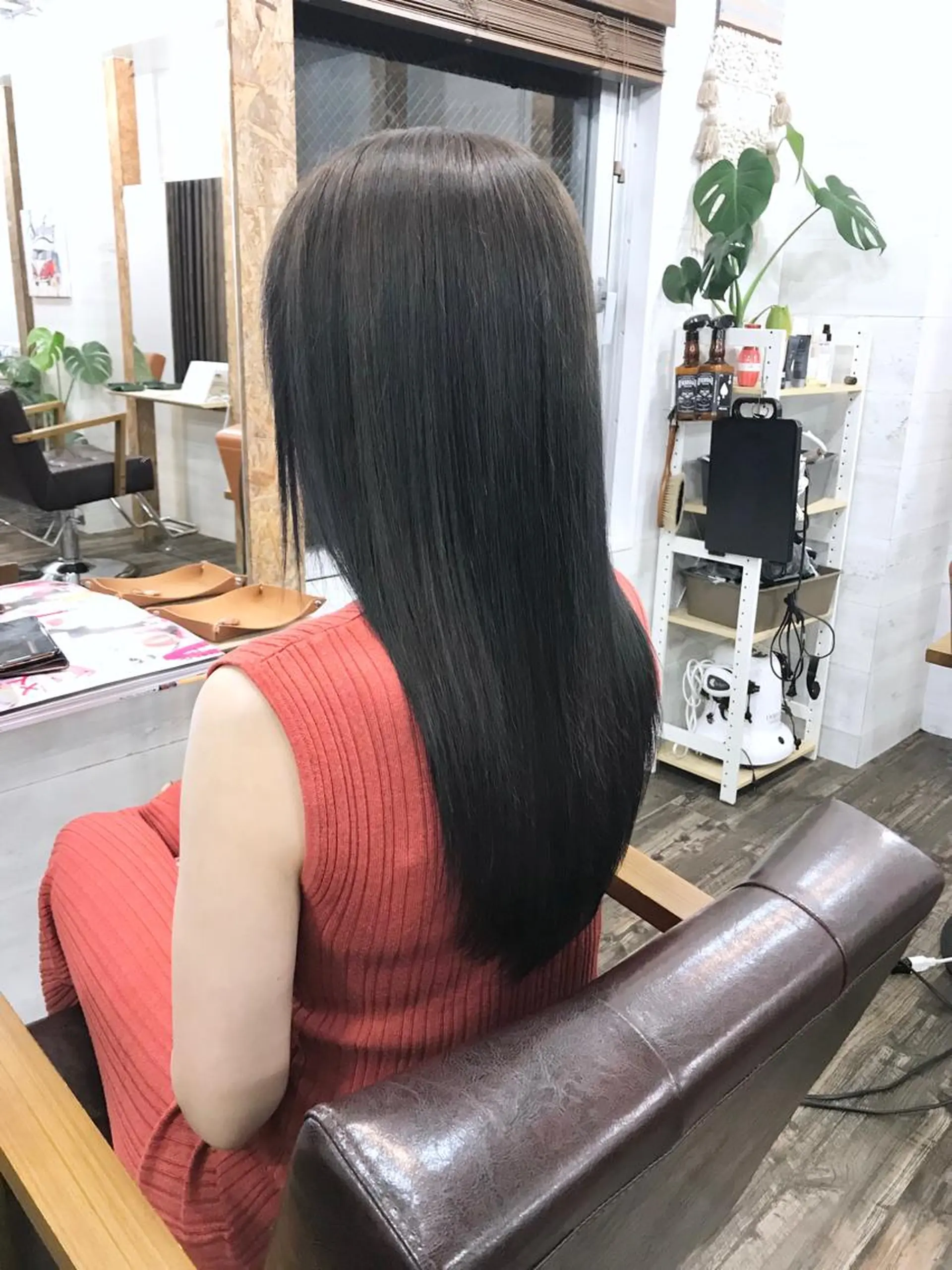 ロング カラー カット 縮毛矯正 プチプラ&ハイクオ リティ✰Lilly✰のヘアスタイル