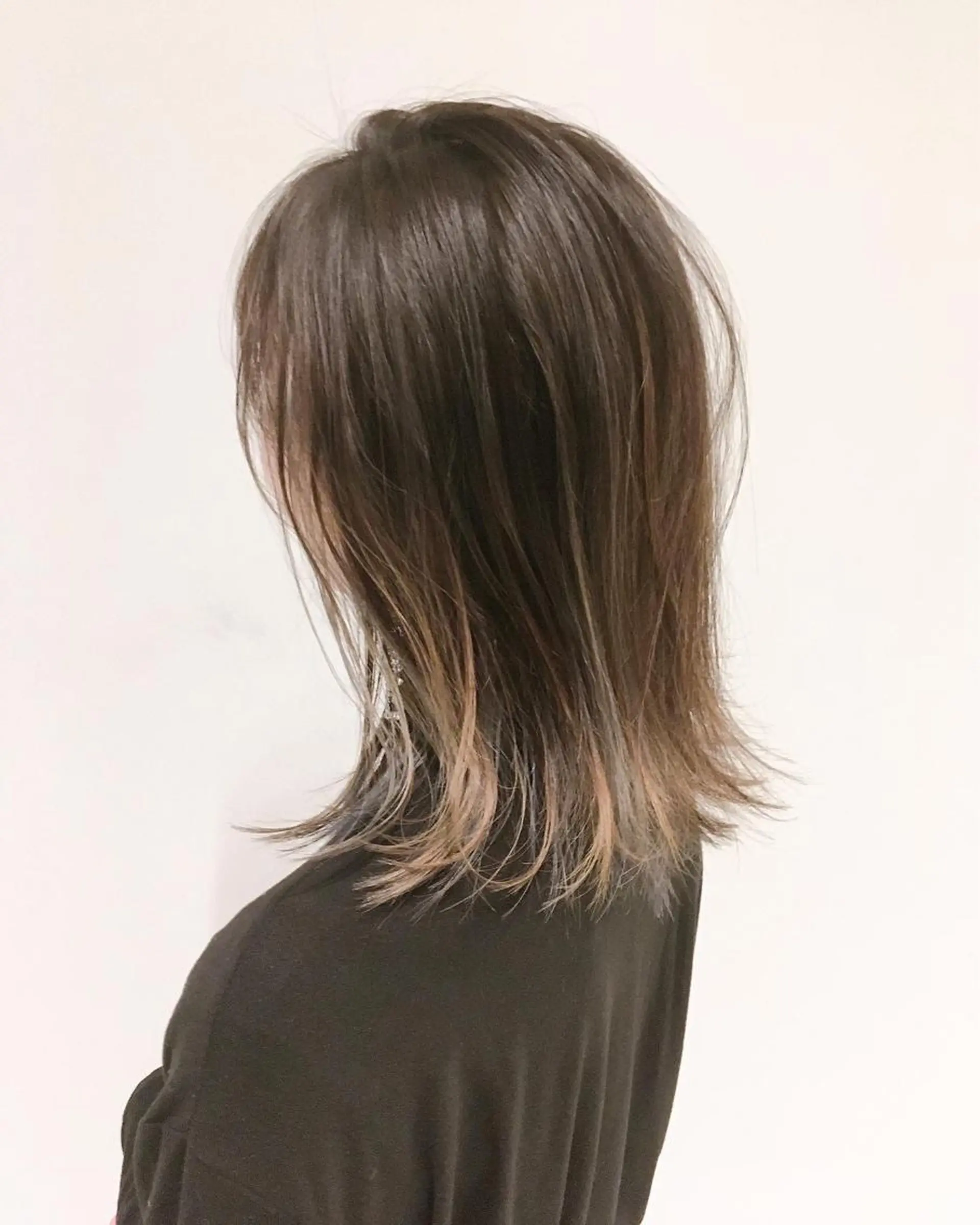 カラー 坂上 岳のヘアスタイル