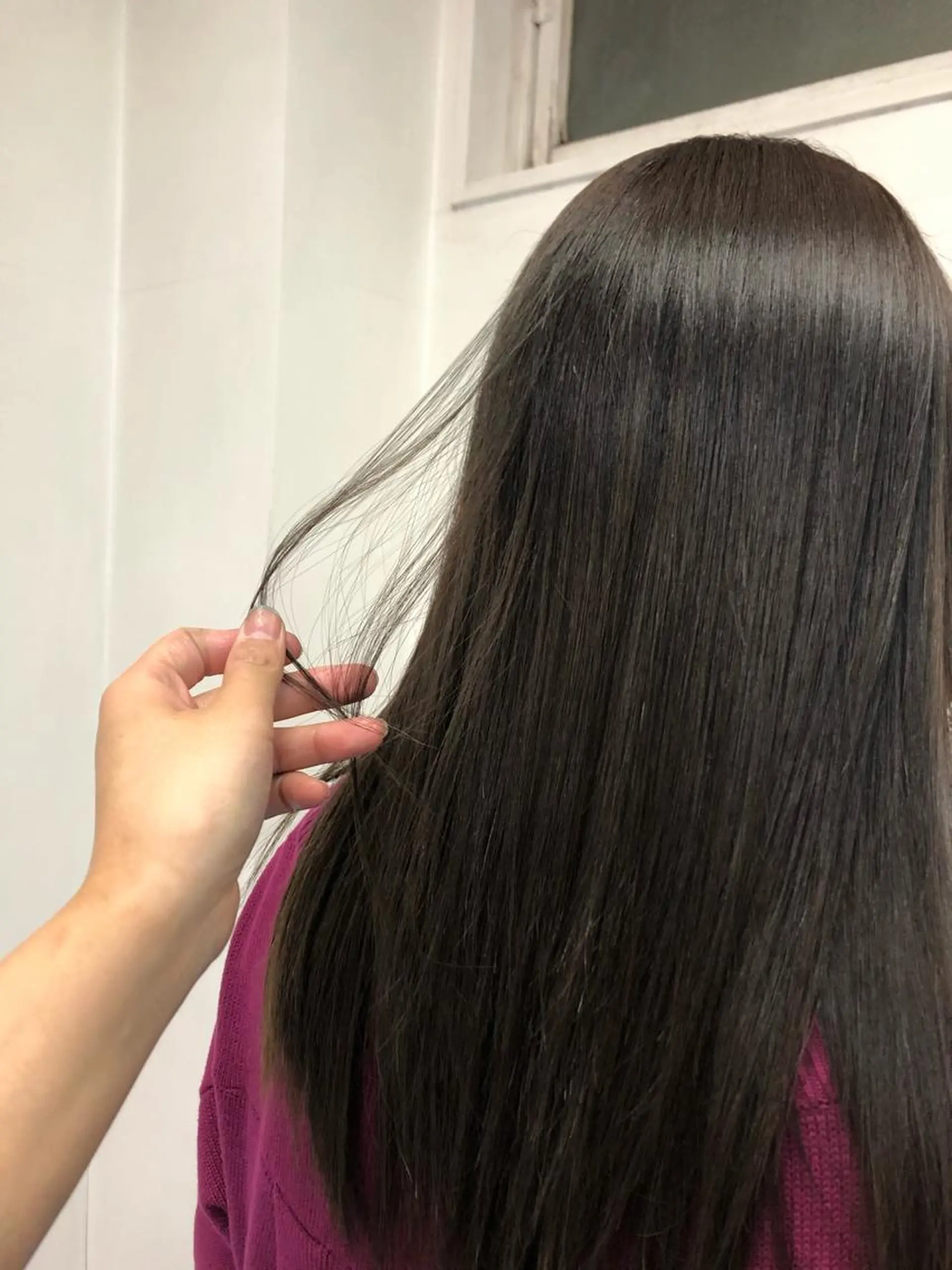 セミロング カラー CoCooN Hiromiのヘアスタイル