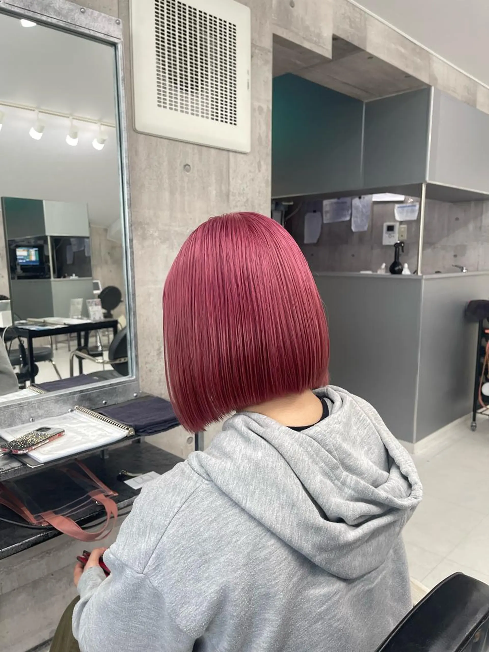 ショート カラー ヘアカラー レイヤーの魔術師 𓍼takumi𓍼のヘアスタイル