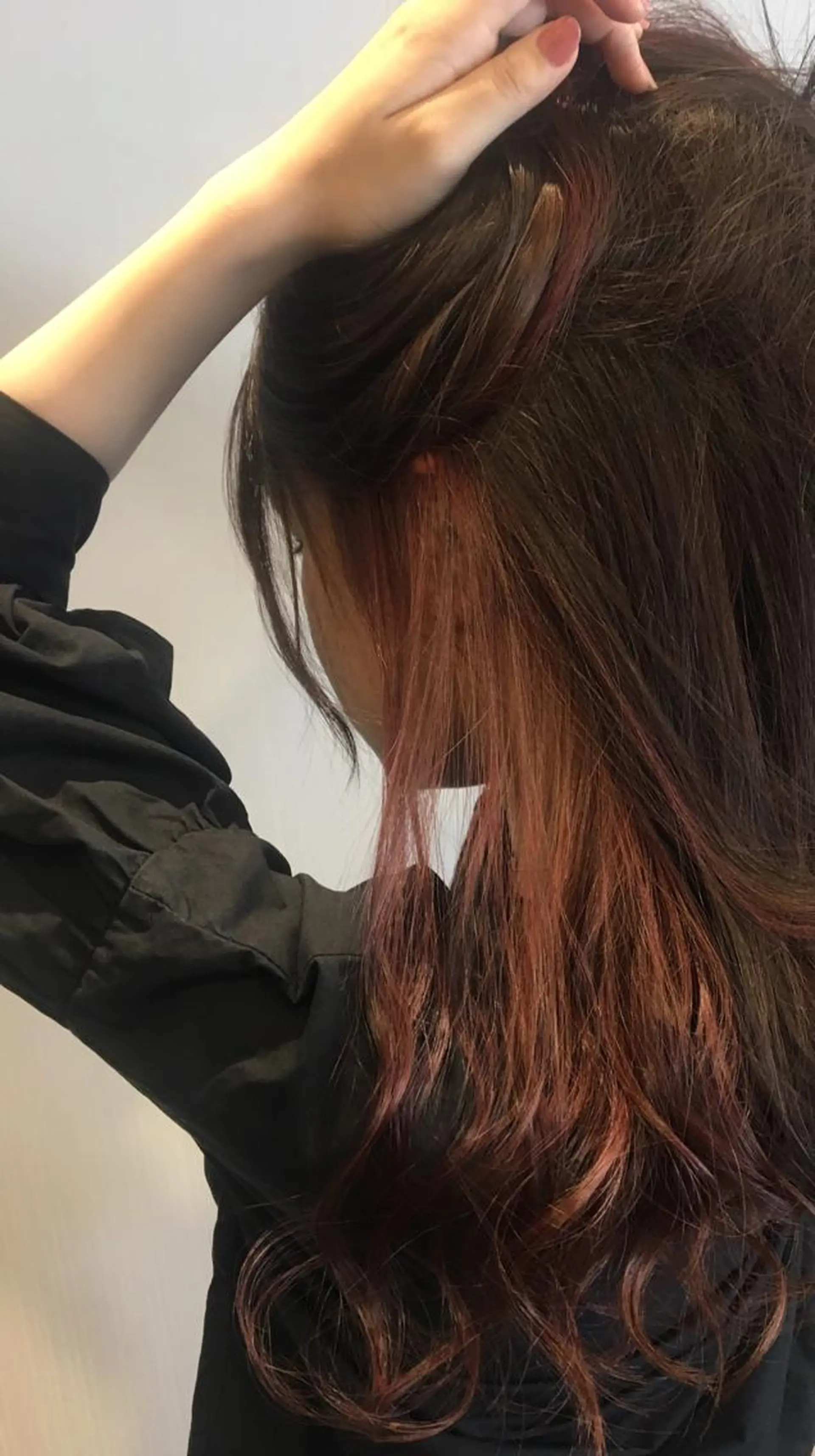 セミロング カラー パーマ ヘアアレンジ アッシュ ダークアッシュ インナーカラー ピンクカラー トリートメント 【mokuオーナー】 ちはるのヘアスタイル