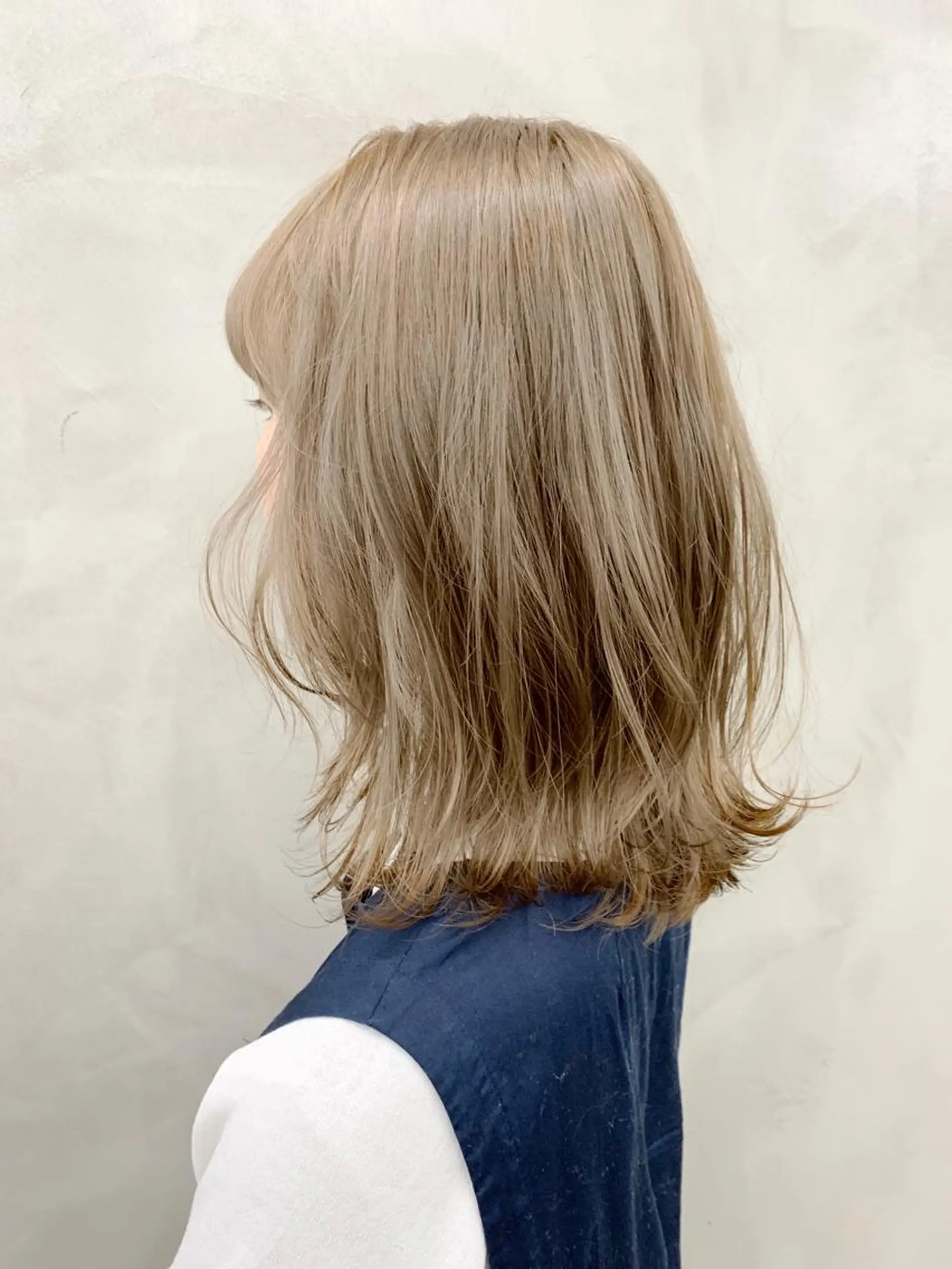 カラー 黒髪 グレージュ ミルクティーグレージュ ボブ 卒業式のヘアスタイル ヘッドスパ (女性限定)🍋モエのヘアスタイル