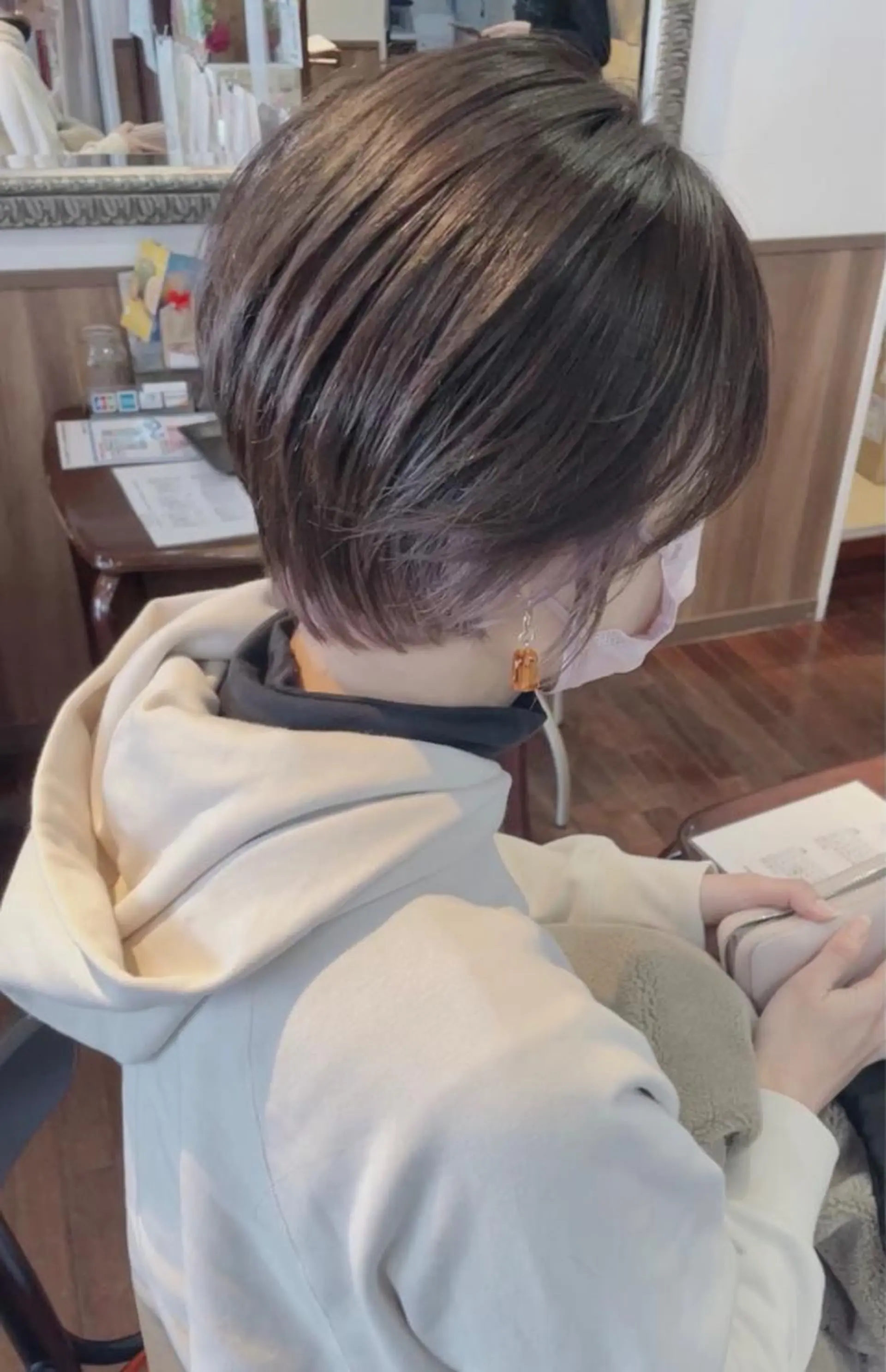 ショート カラー 丸みショート ショートヘア 福見 美保のヘアスタイル