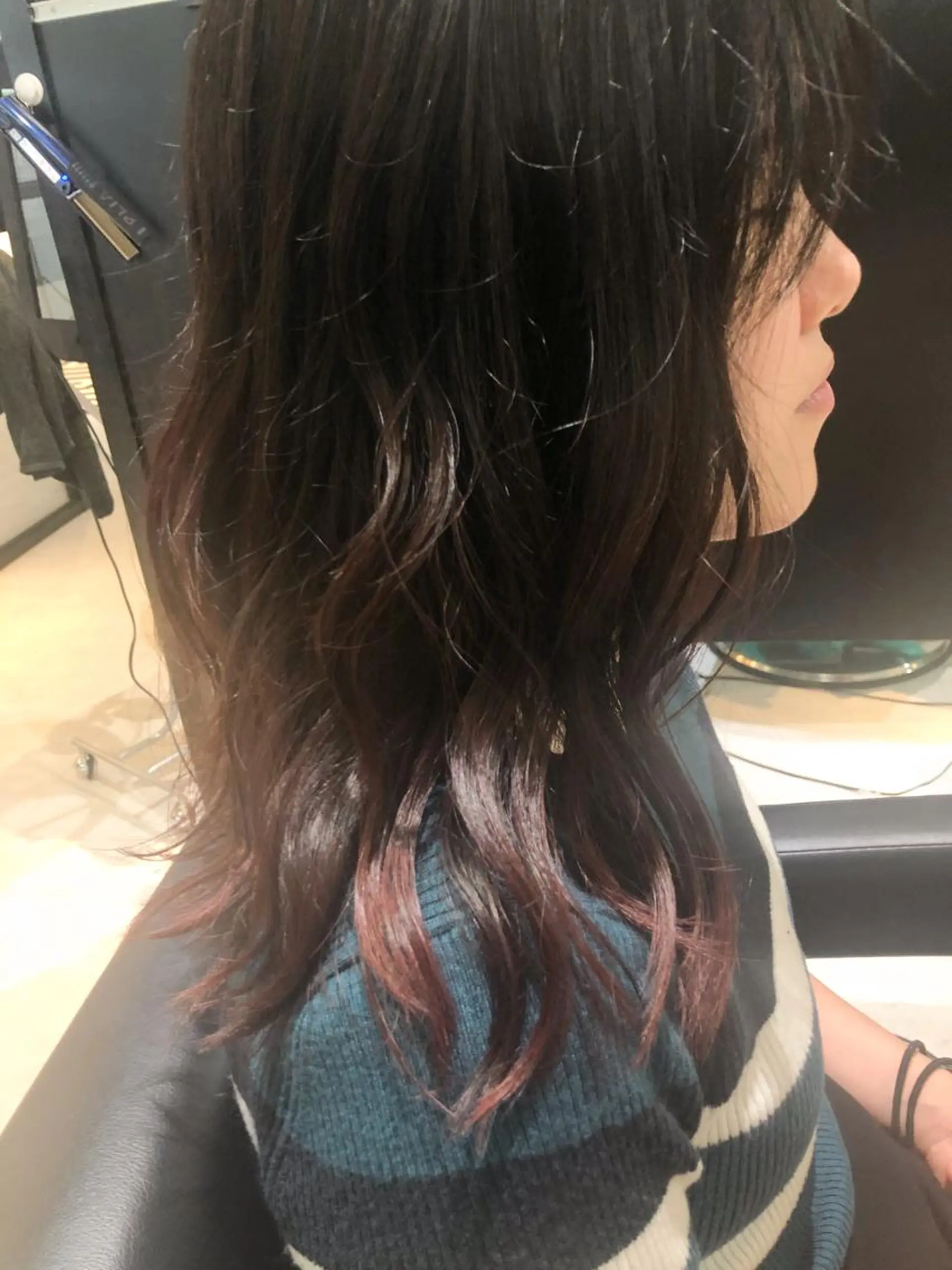 セミロング コトネ🫧 韓国風レイヤーカットのヘアスタイル