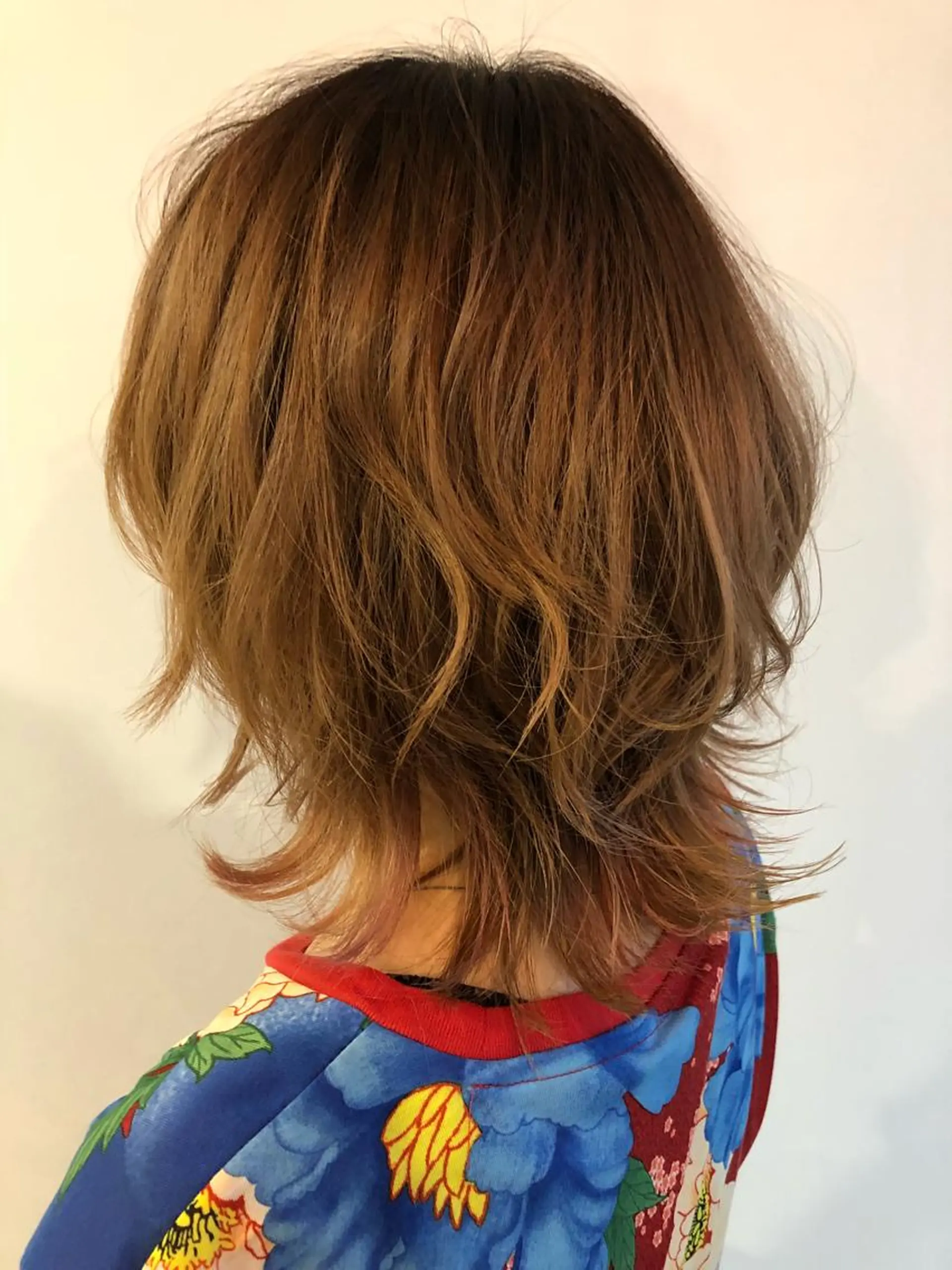 ミディアム 松浦 圭希のヘアスタイル